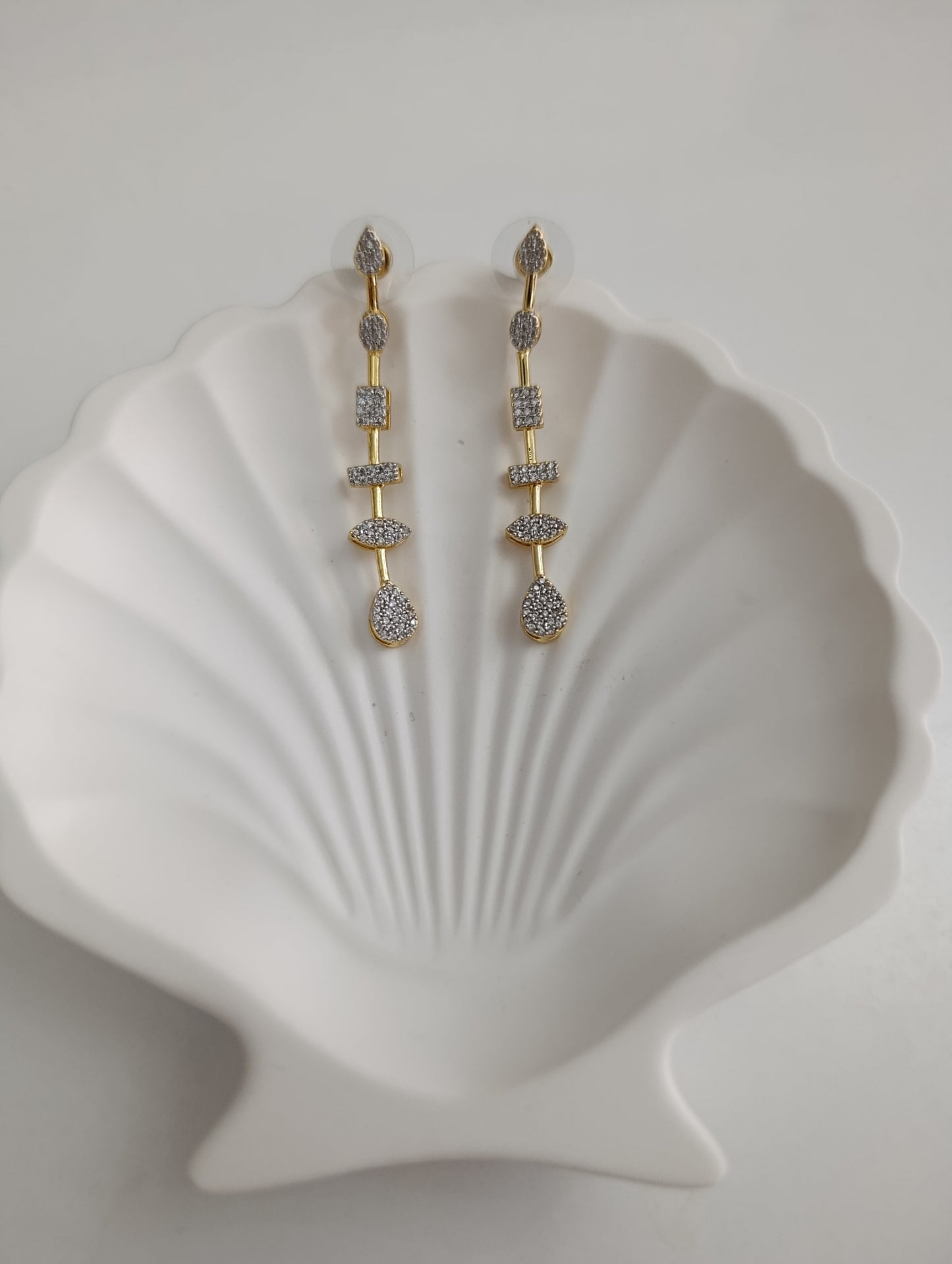 Shadiva Stellar Drop Küpe