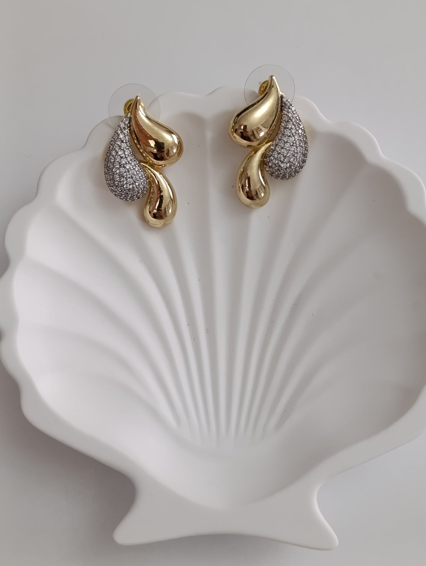 Shadiva Golden Flow Küpe