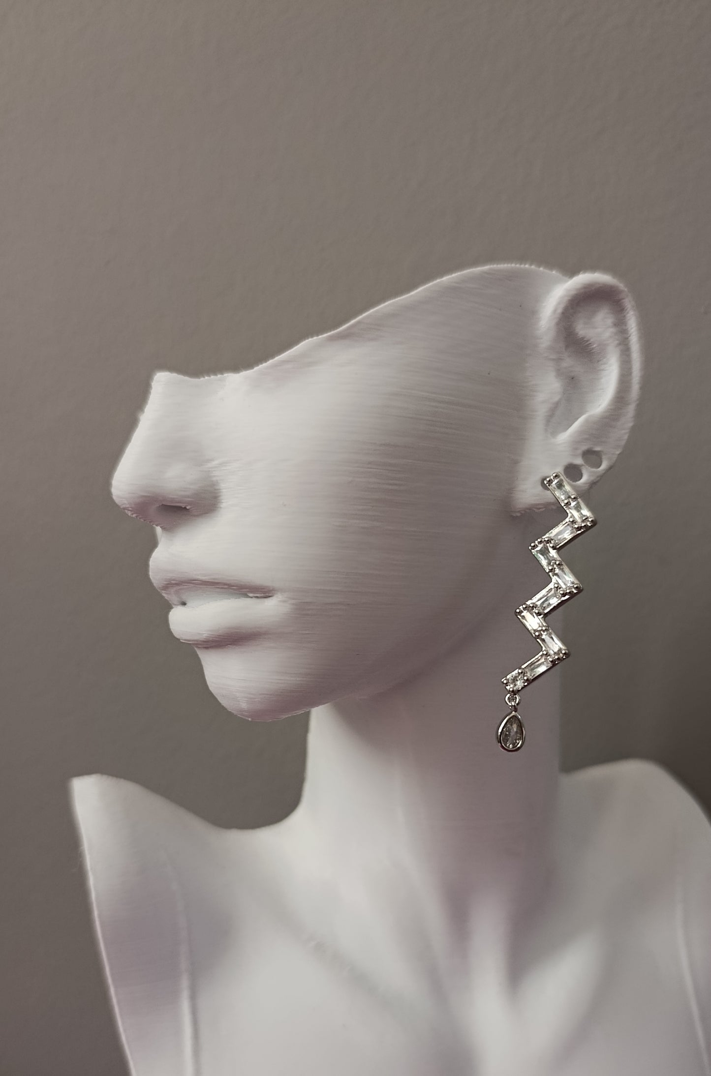 Shadiva Silver Zigzag Küpe