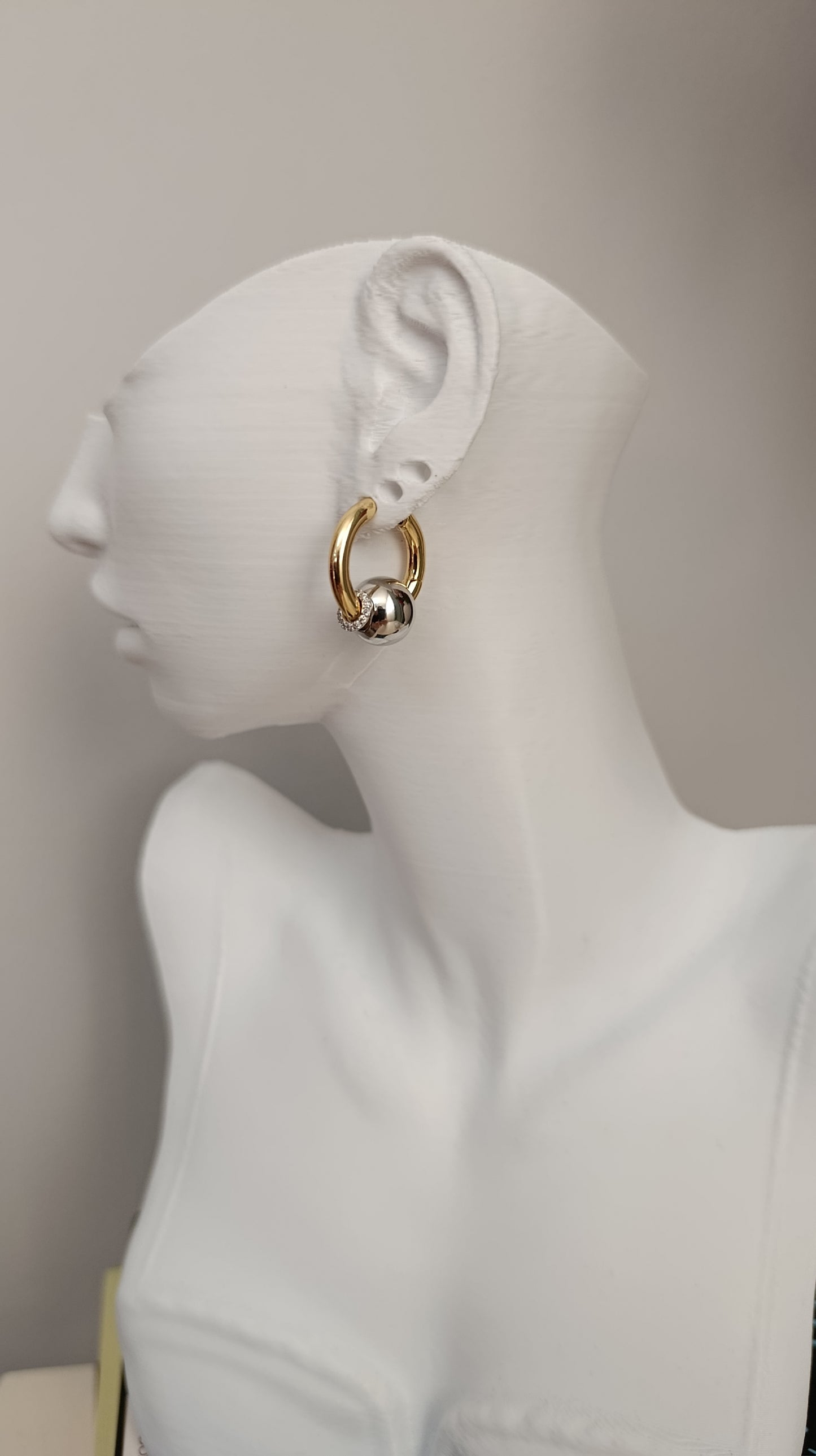 Shadiva Dual Sphere Küpe