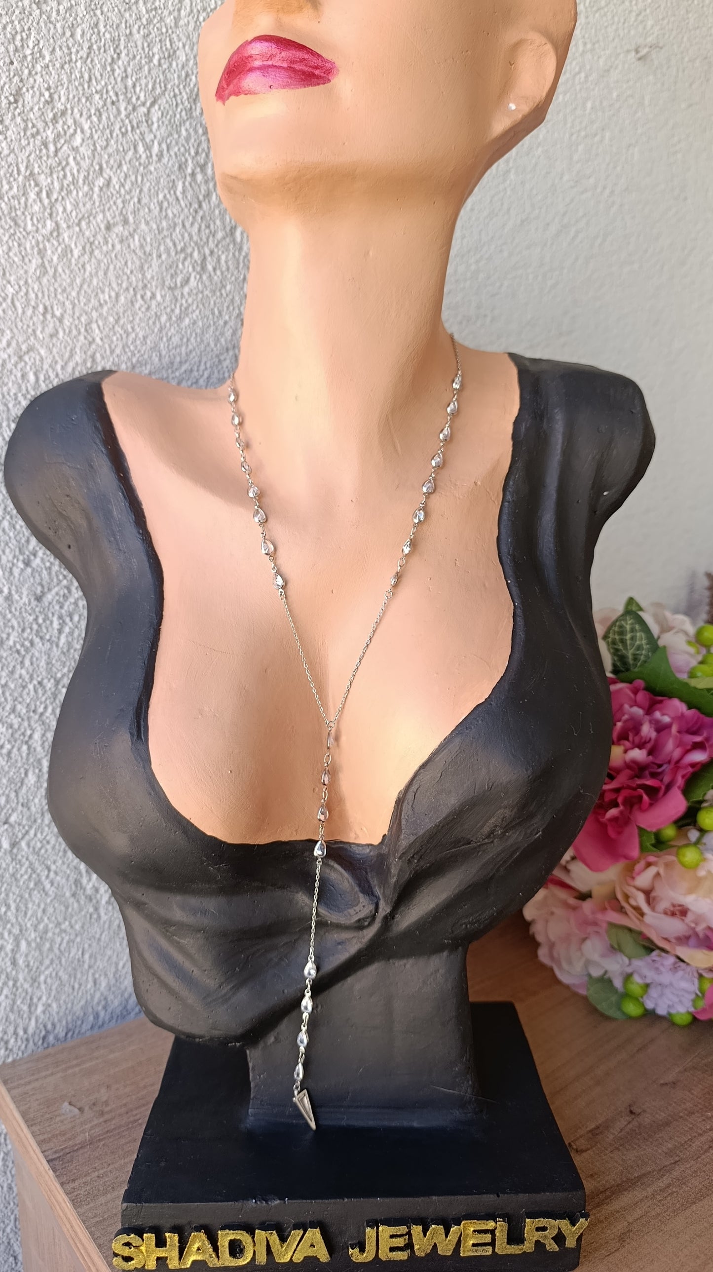 Shadiva Silver Taşlı V Kolye