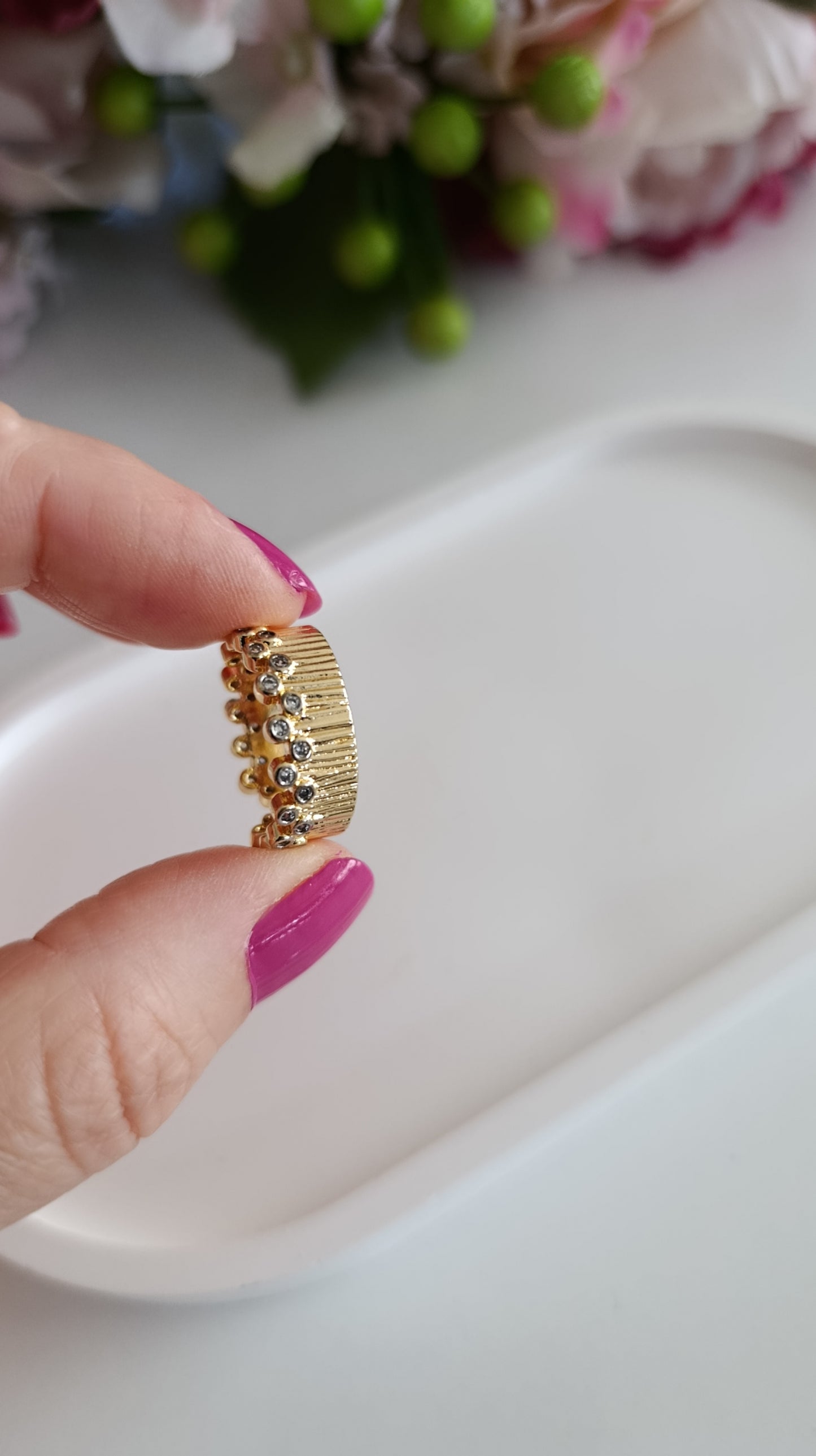 Shadiva Gold Taşlı Taç Yüzük