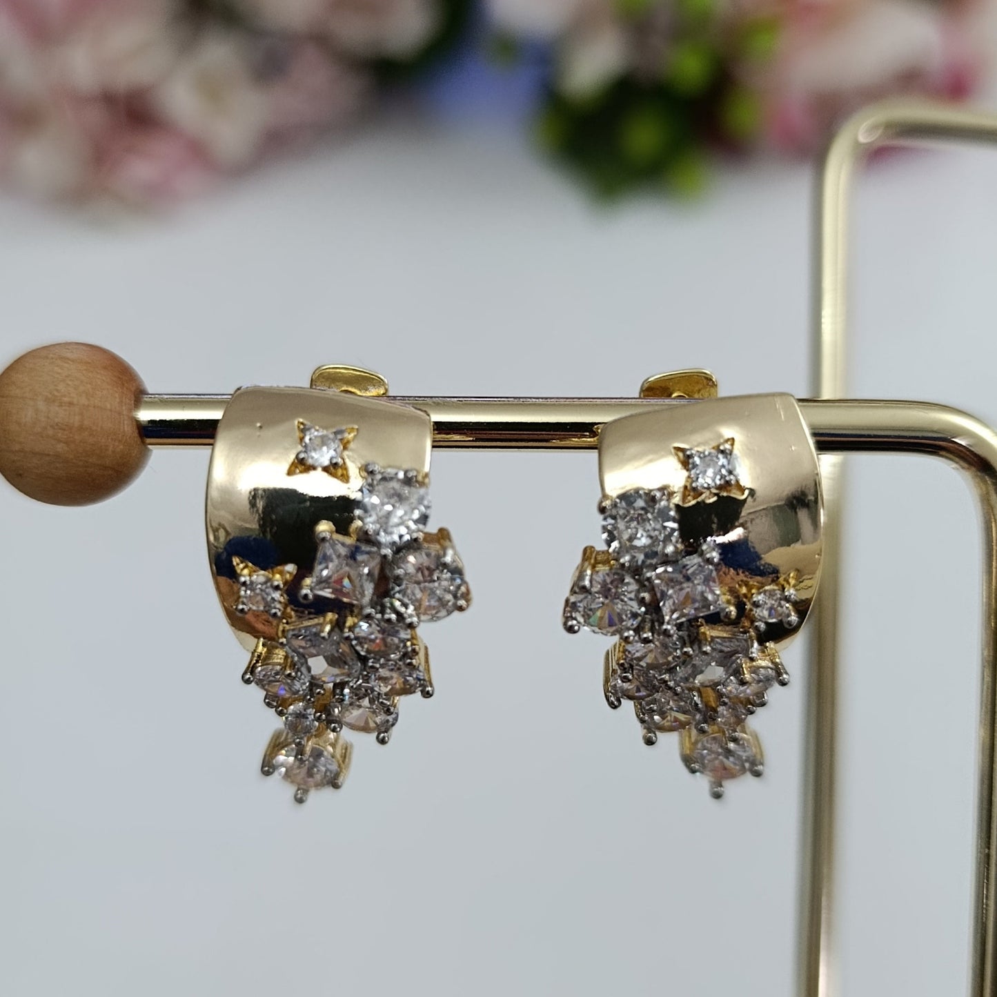 Shadiva Gold Baget Kesme Taşlı Küpe