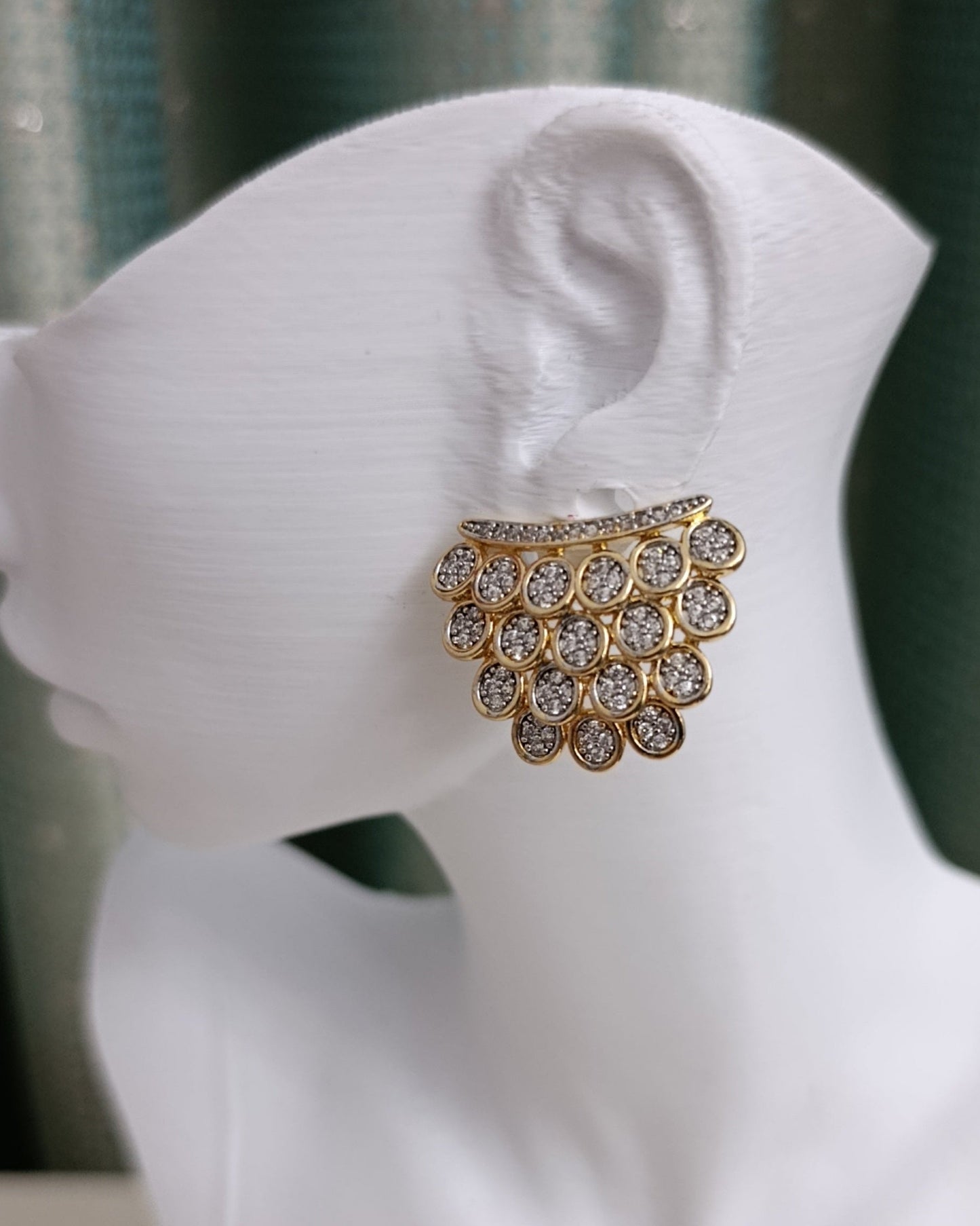 Shadiva Cascade Taş Detaylı Küpe