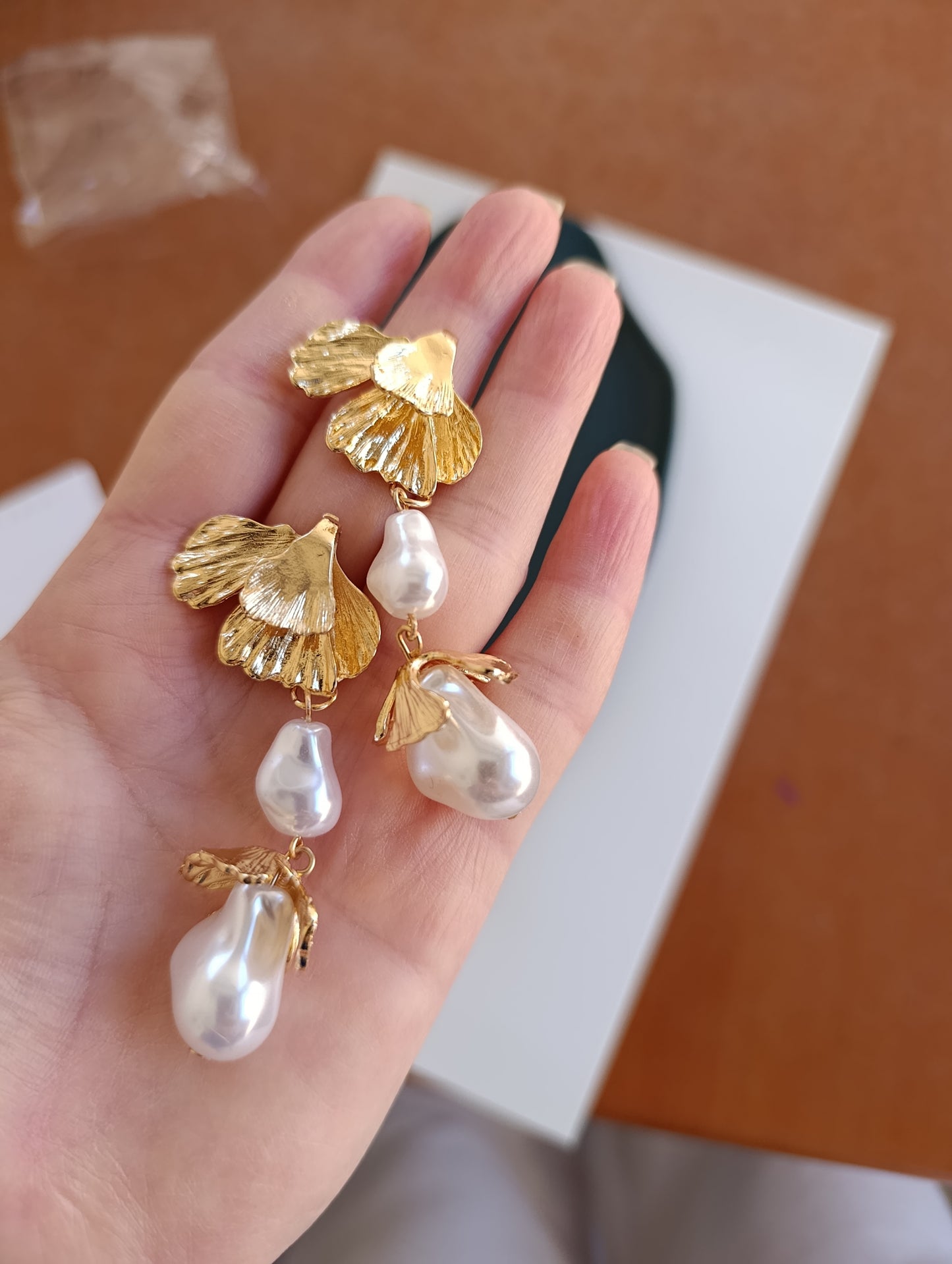 Shadiva Vintage Seri İncili Gold Küpe