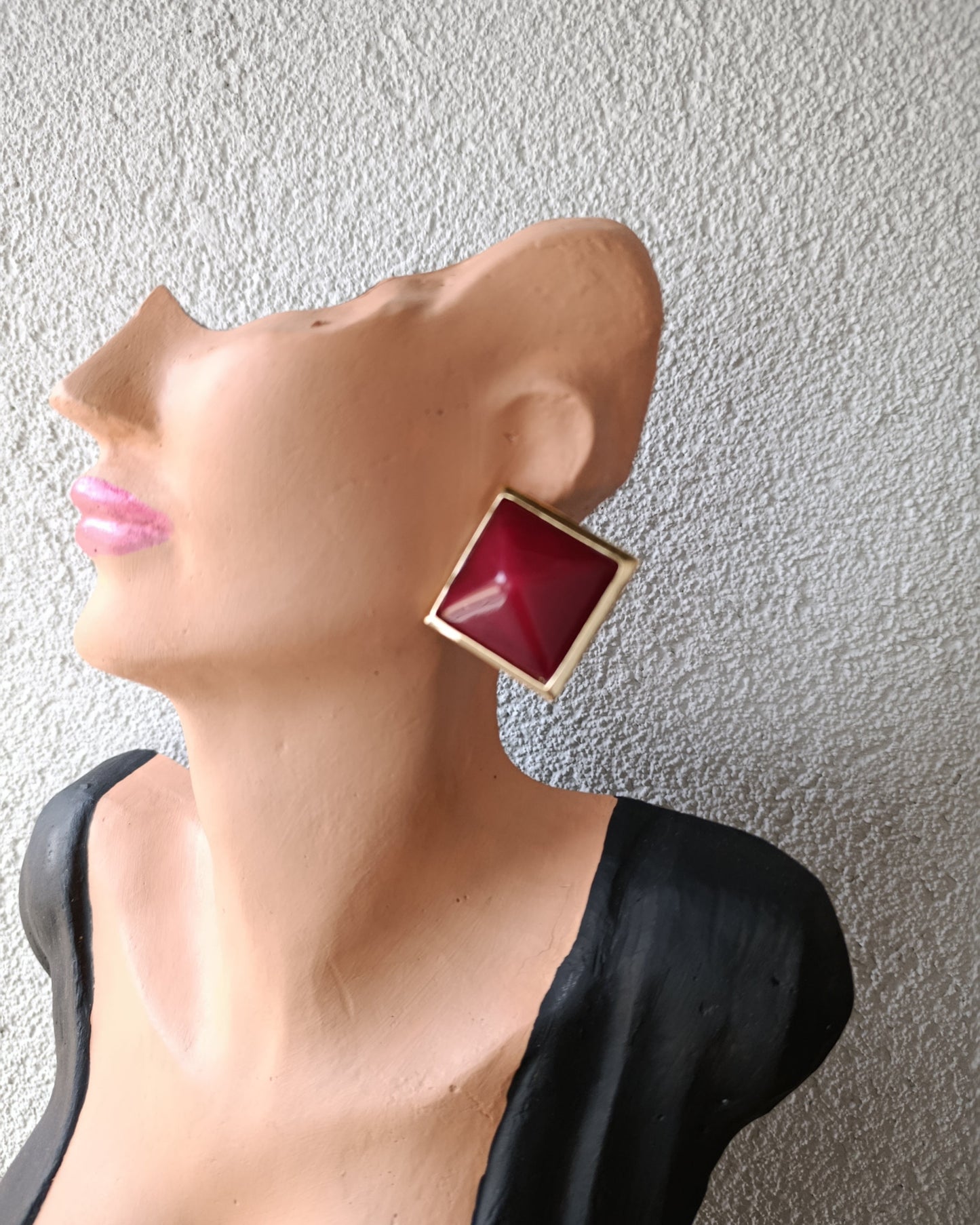 Shadiva Zra Model Bordo Taşlı Küpe