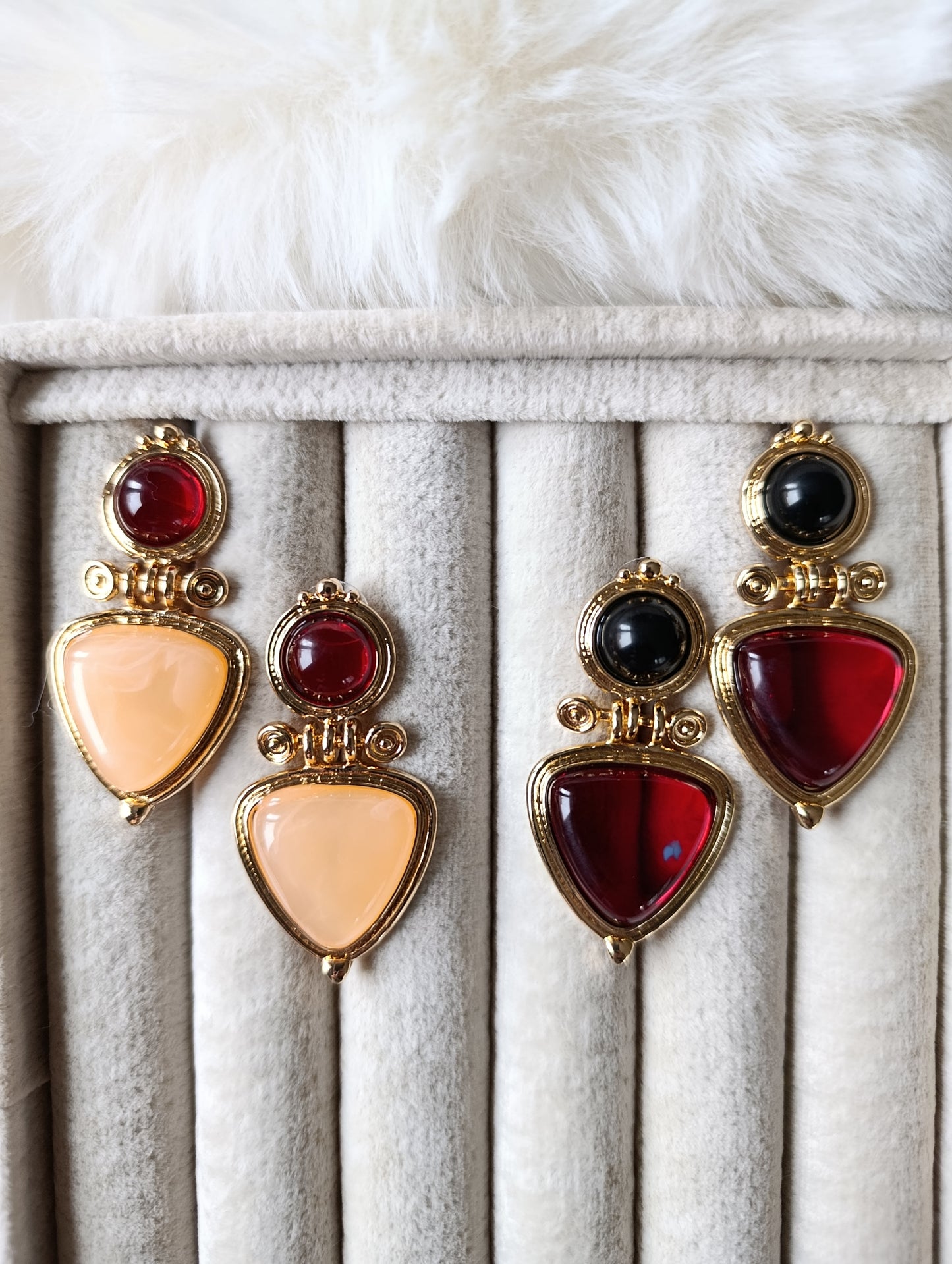 Shadiva Özel Seri Kemik Detay Marka Model Bordo Abiye Küpe