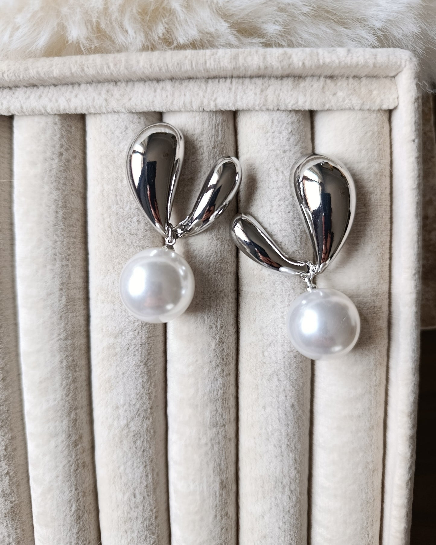 Shadiva İnci Detay Marka Model Silver Küpe