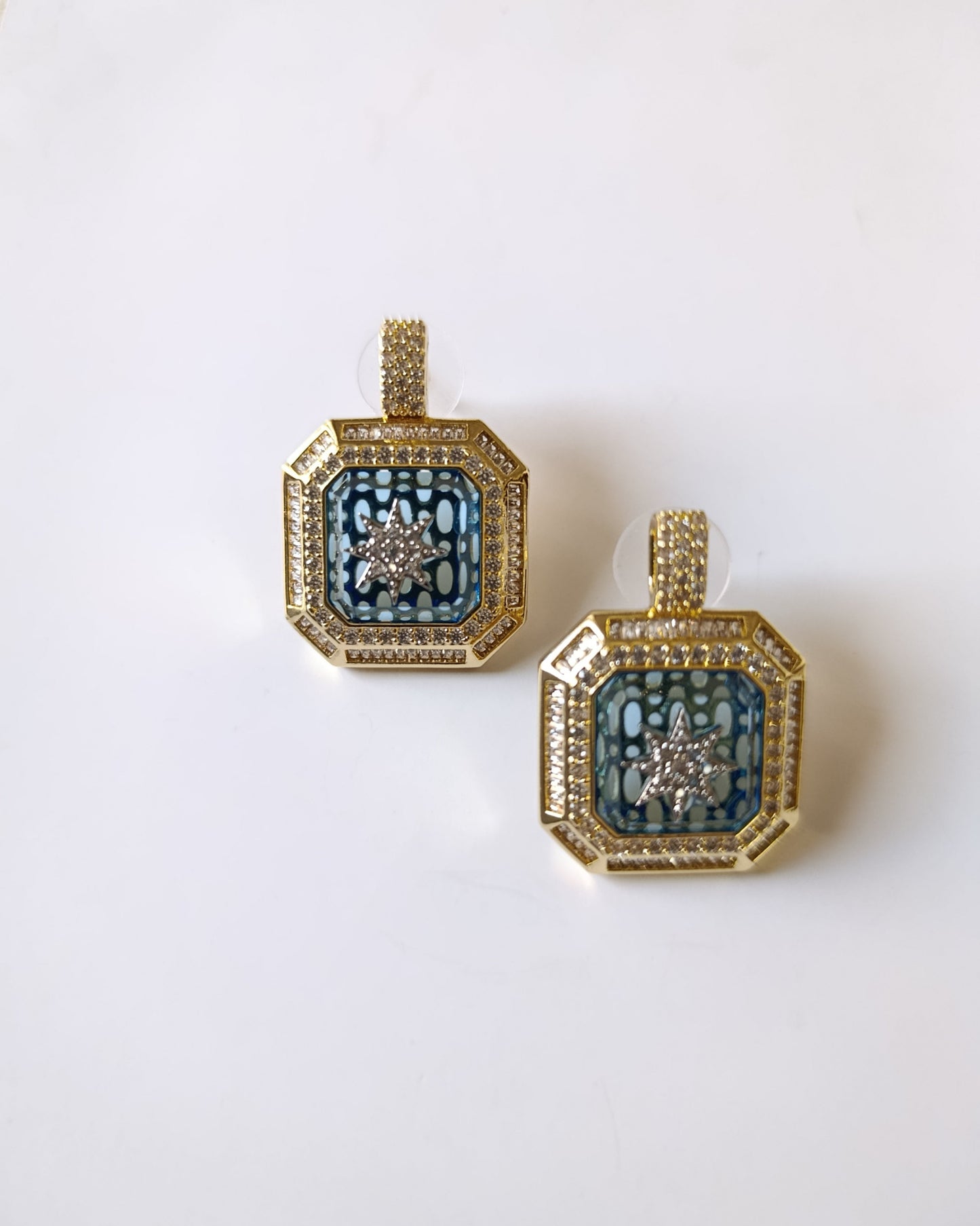 Shadiva Zirkon Taş Gold Mavi Renk Detay Küpe