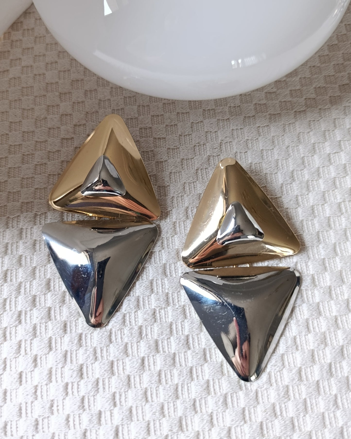 Shadiva Gümüş ve Gold Kombinli Avangart Tasarım Küpe