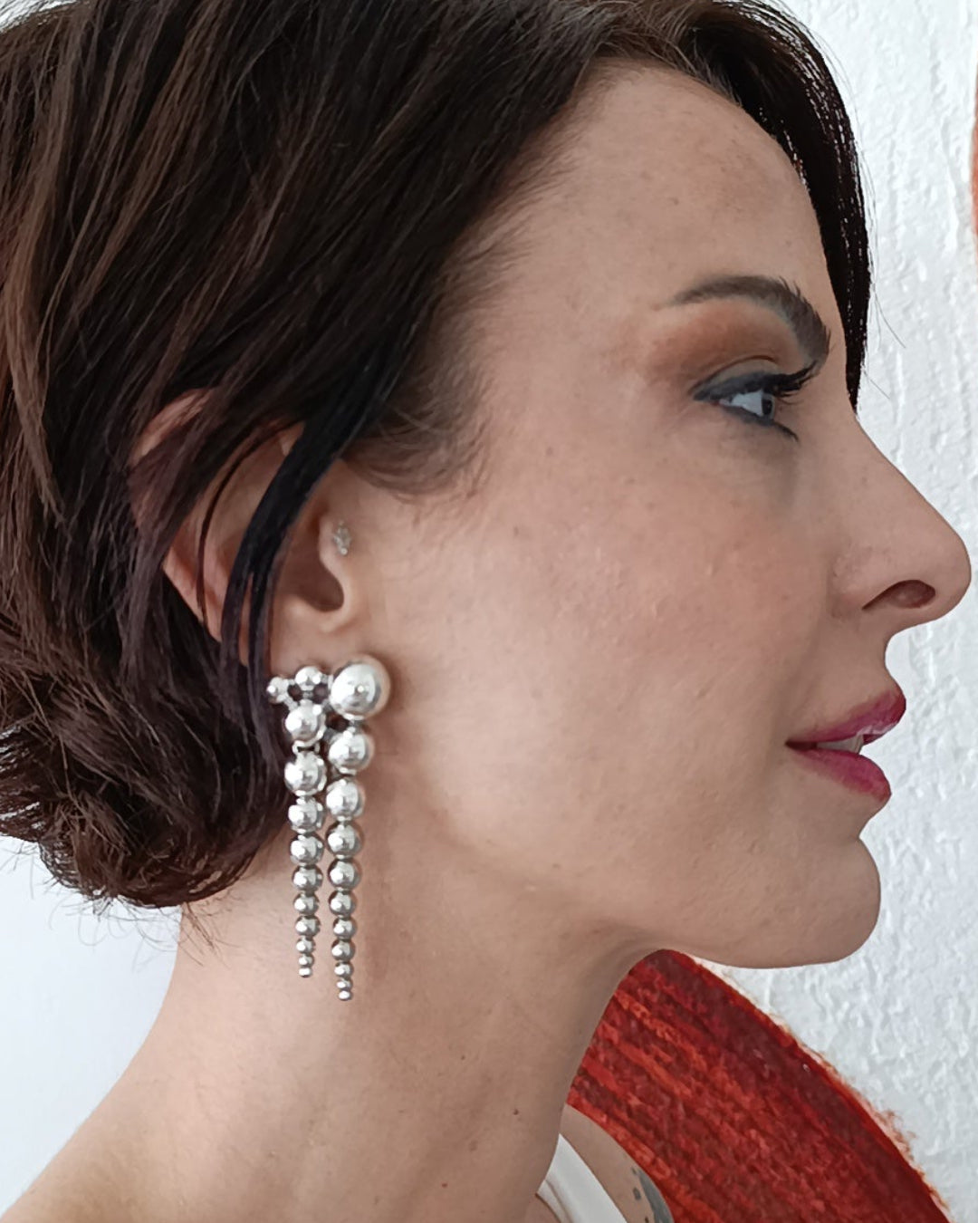 Shadiva Gümüş Renk Metalik Top Dökümlü Sallantılı Küpe
