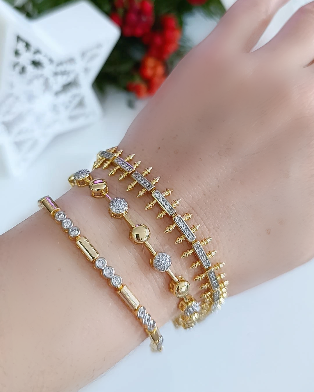 Shadiva Gold Zımba Taşlı Bileklik