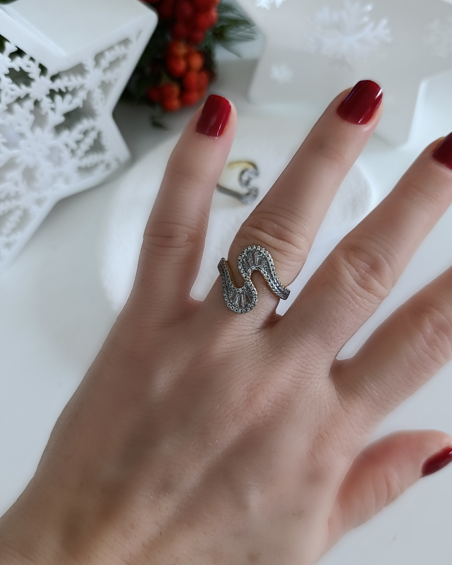 Shadiva Kesme Baget Dalga Yüzük