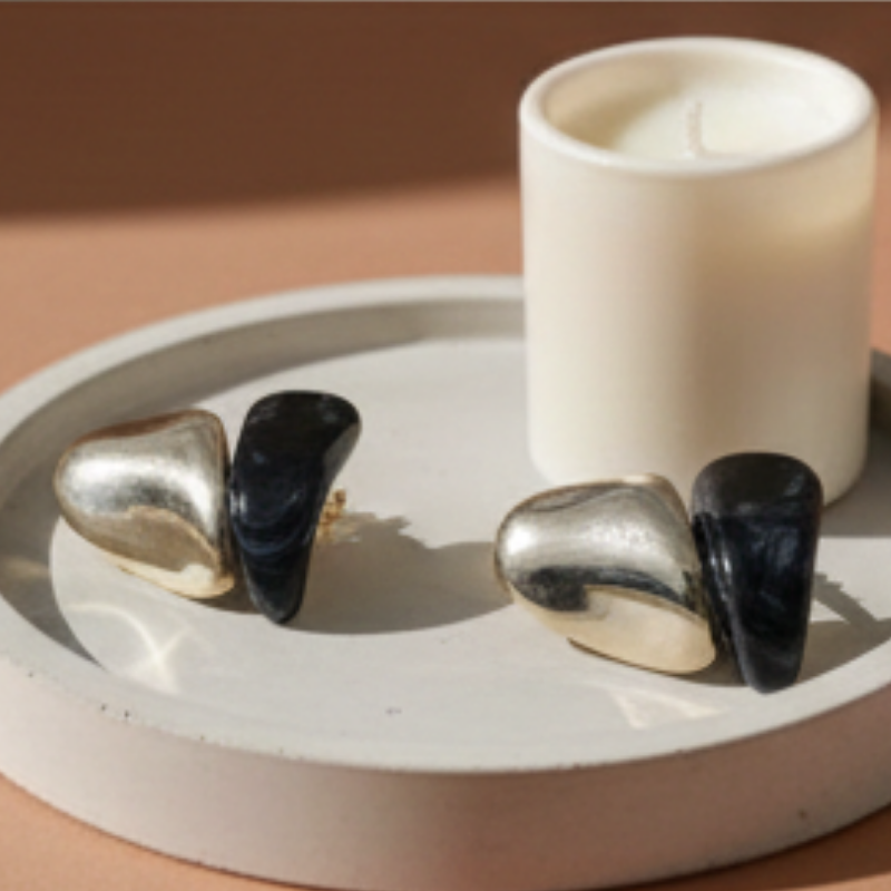 Shadiva Marka Model Siyah Detay Gold Form Küpe