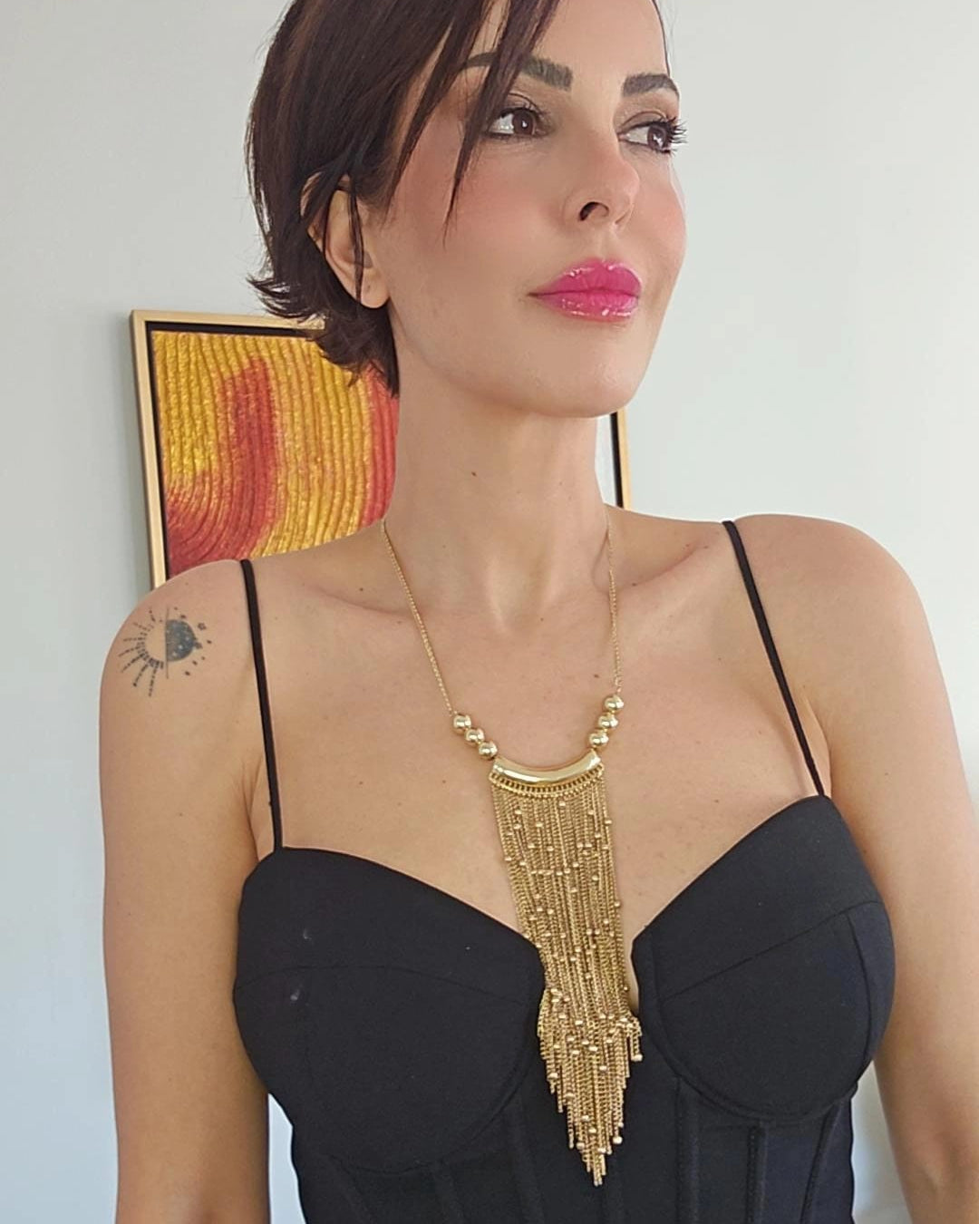 Shadiva Gold Zincir Sarkıtlı Modern Tasarım Kolye