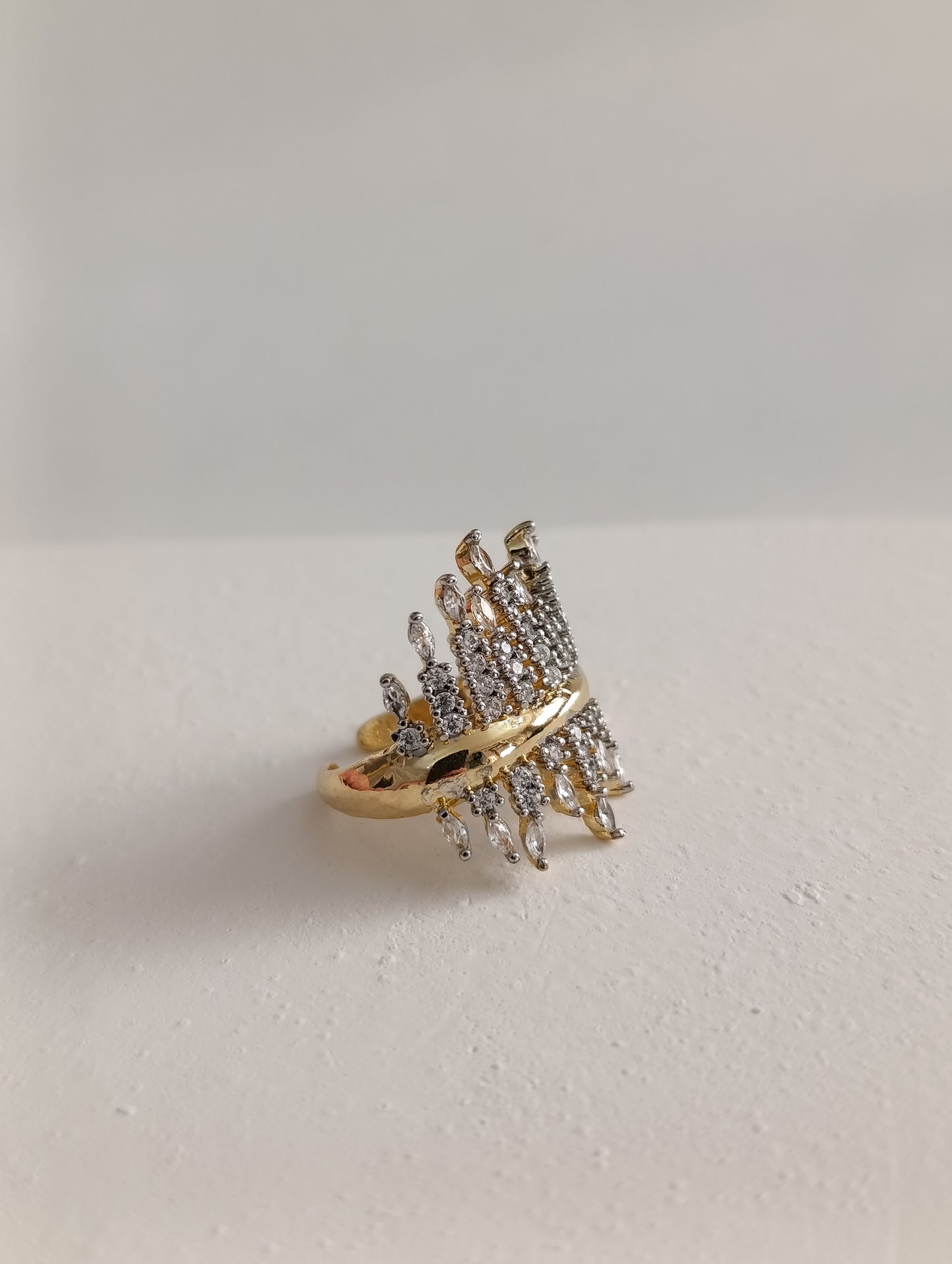 Shadiva Aurora Taş Detaylı Yüzük