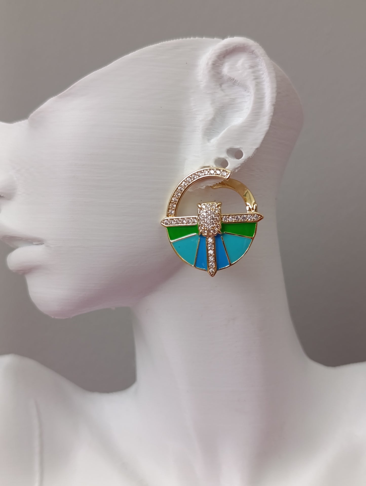 Shadiva Retro Round Küpe