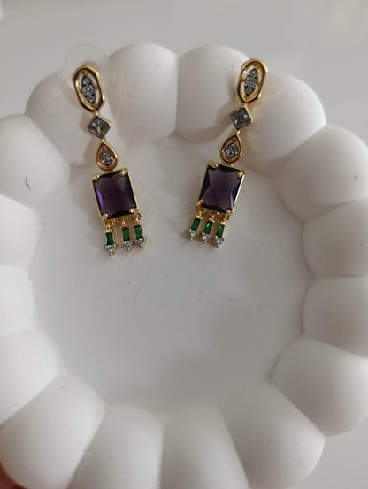 Shadiva Geometric Stone Küpe