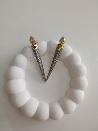 Shadiva Dagger Elegance Küpe