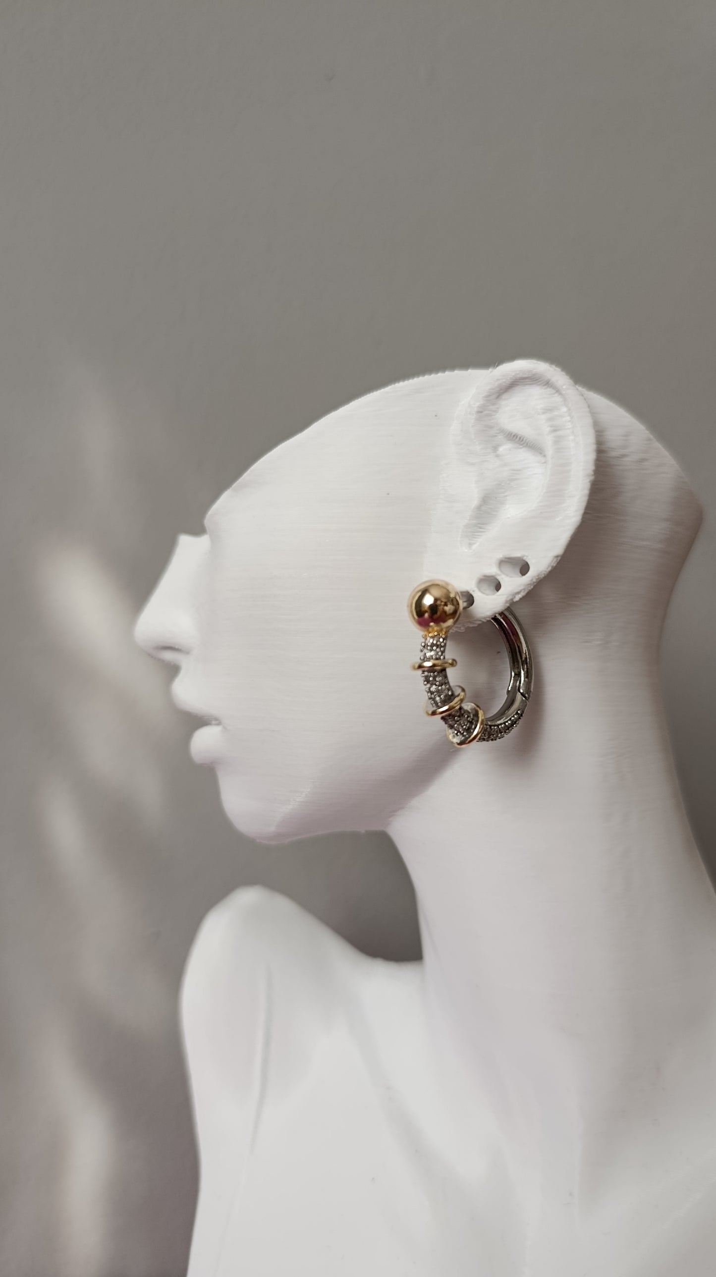 Shadiva Bold Sphere Küpe