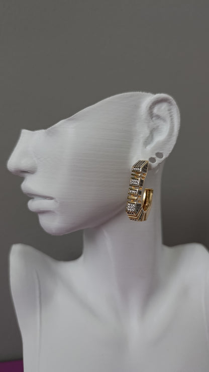 Shadiva Twisted Golden Küpe