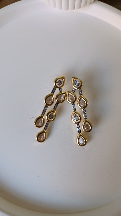 Shadiva Pearl Cascade Küpe