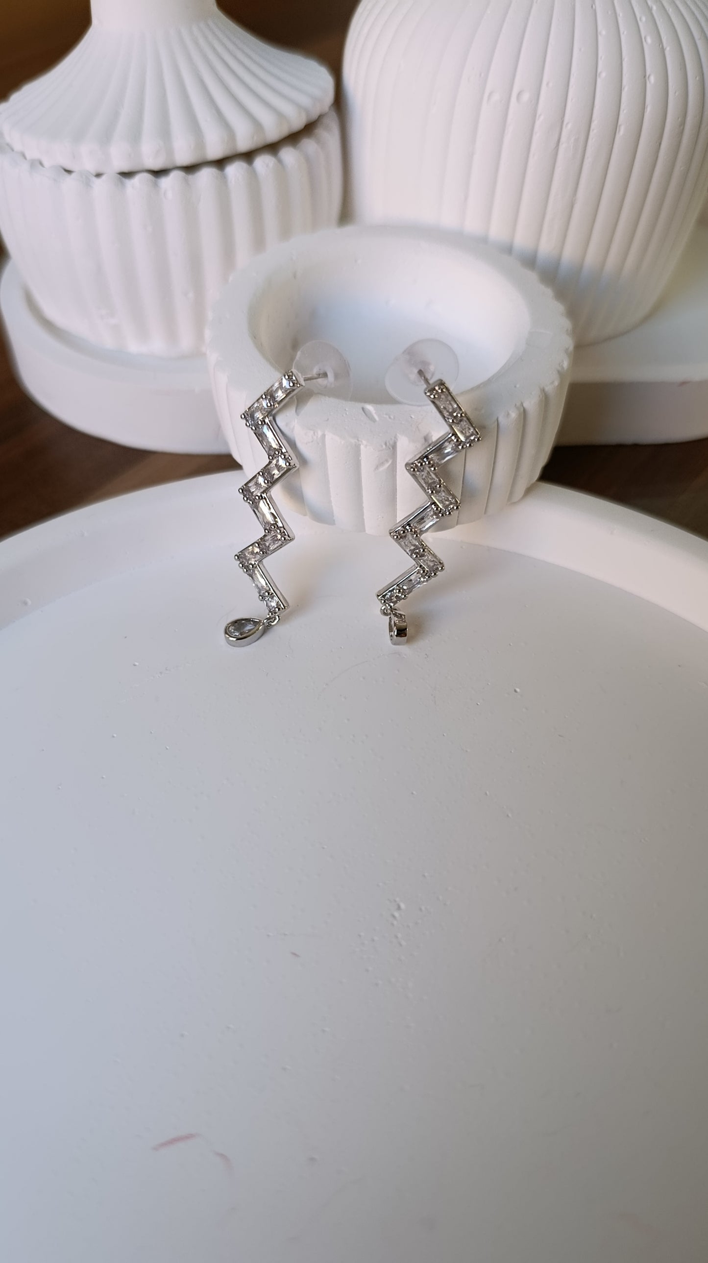 Shadiva Silver Zigzag Küpe