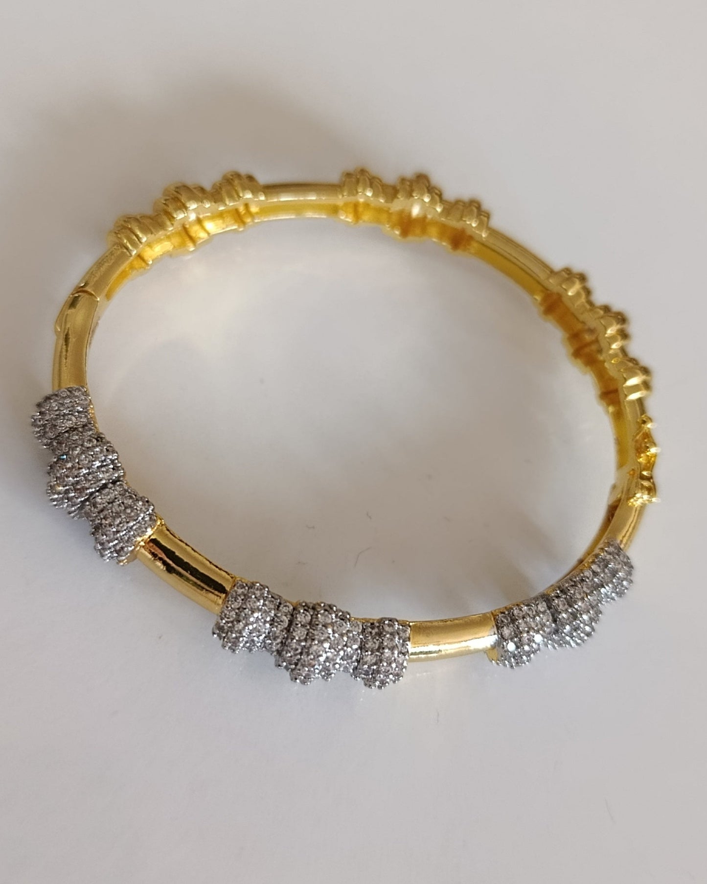 Shadiva Diamond Kelepçe Bileklik