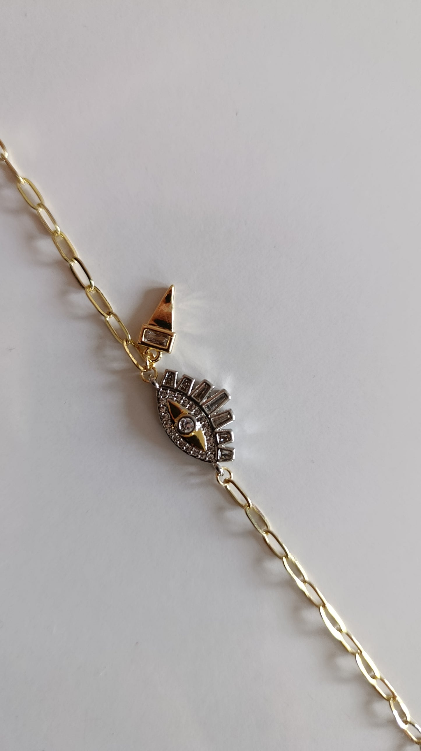 Gold Premium Seri Zirkon Taşlı Göz Bileklik