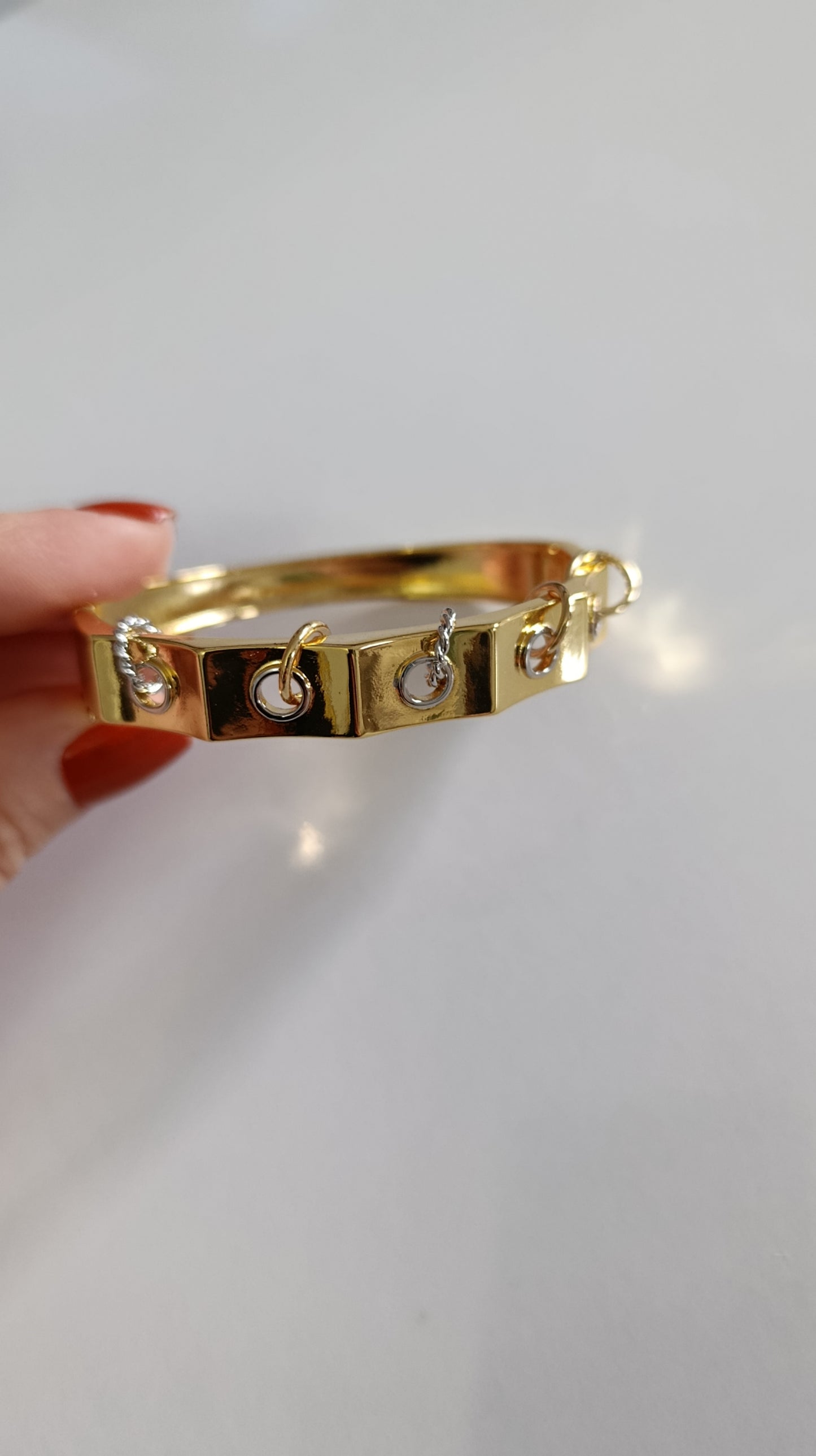 Jell's Kelepçe Bileklik