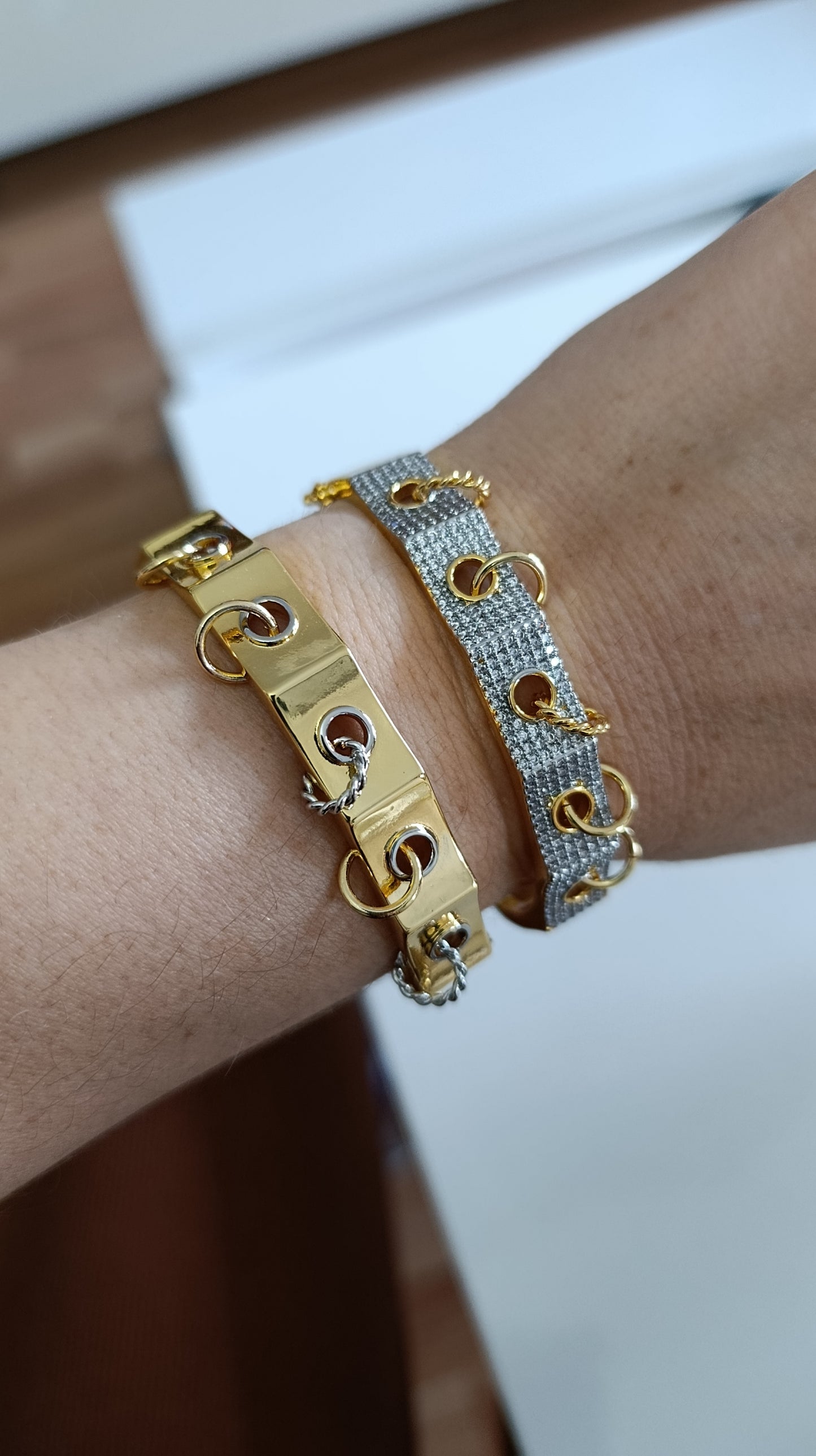 Jell's Kelepçe Bileklik