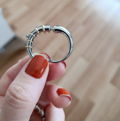 Shadiva Silver Gold Halkalı Asimetrik Küpe