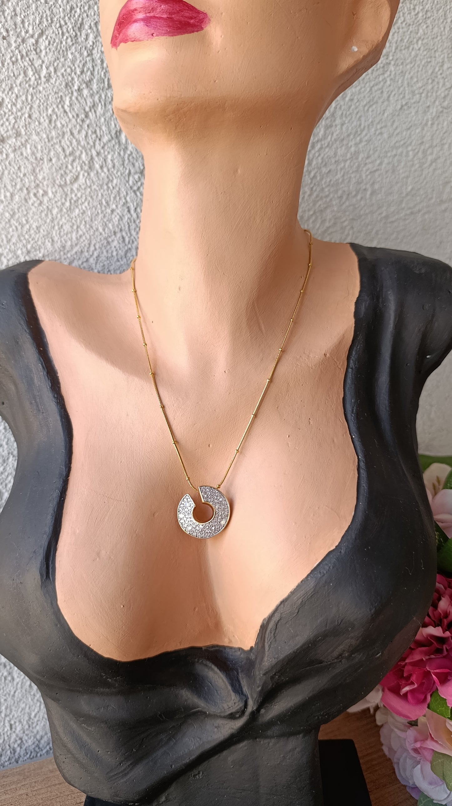 Shadiva Gold Premium Seri Taşlı Kolye