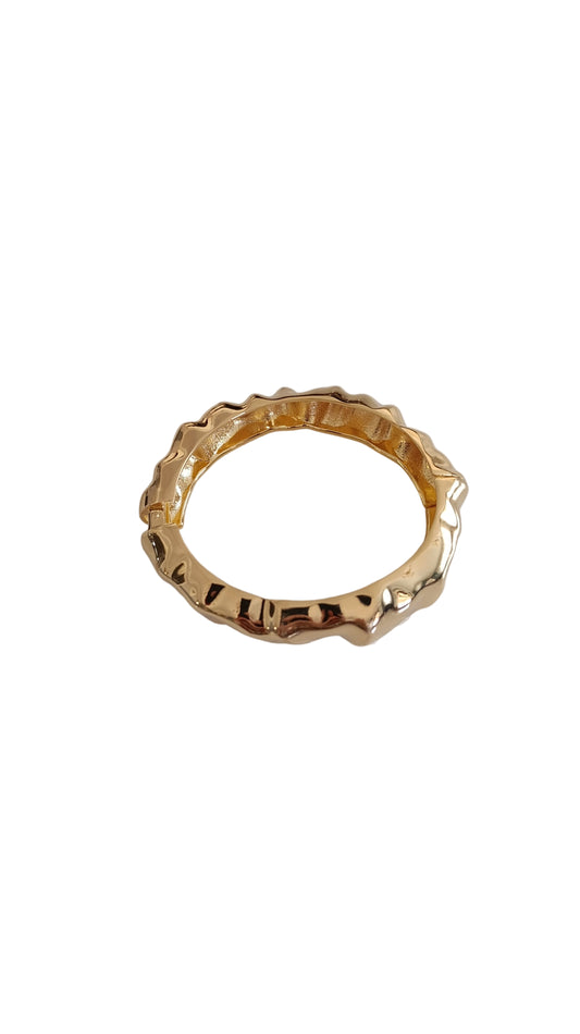 Gold Plaka Büzgü Detaylı Bileklik