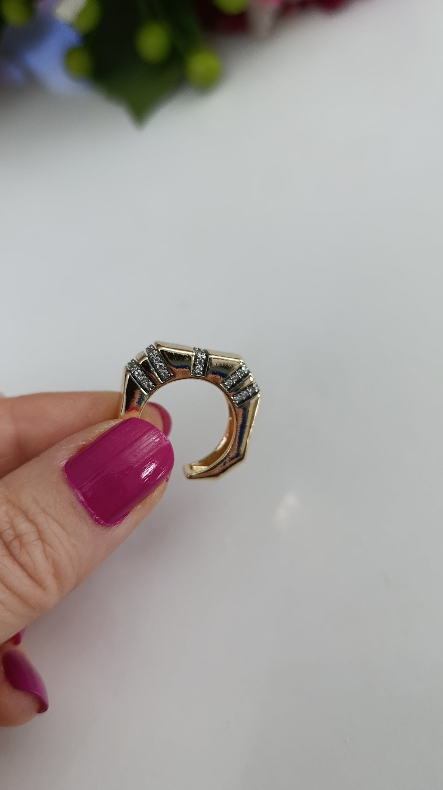 Shadiva Gold Taş Geçişli Yüzük