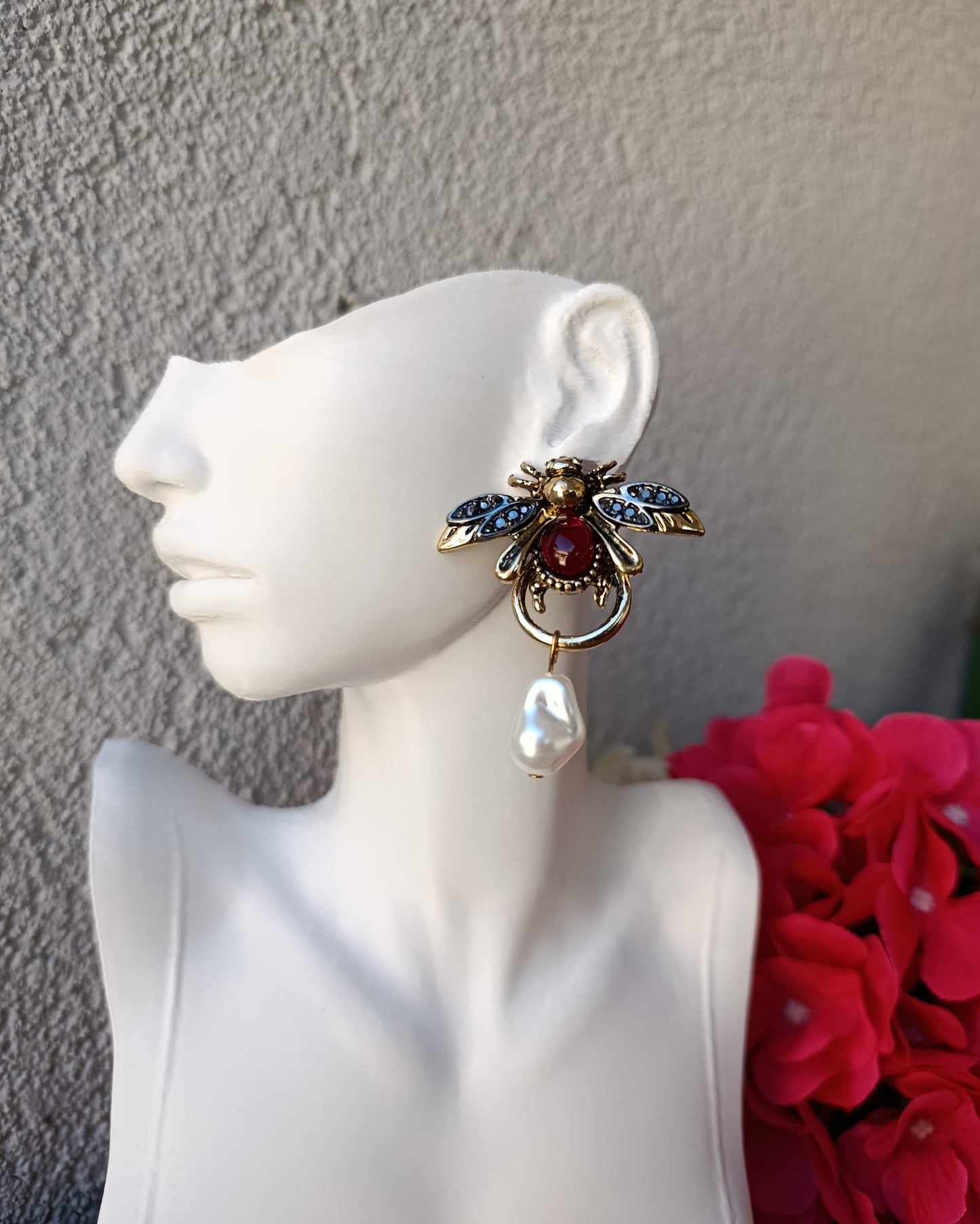 Shadiva Vintage Seri İncili Gold Arı Küpe