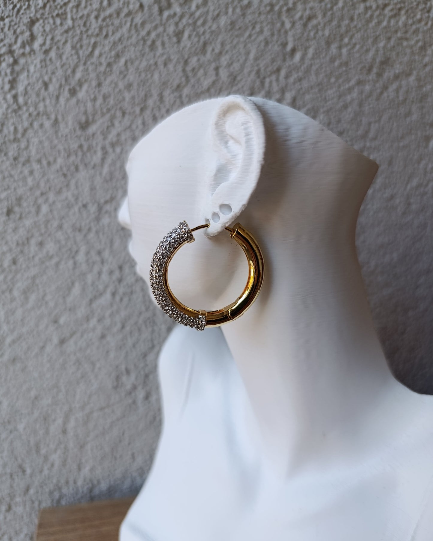 Shadiva Gold Silver Taş Geçiş Halka Küpe