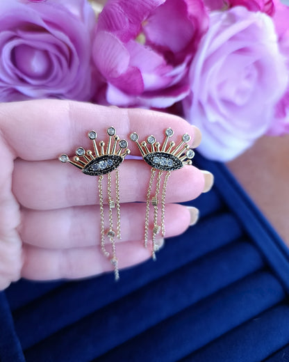 Shadiva Gold Püskül Detaylı Göz Küpe