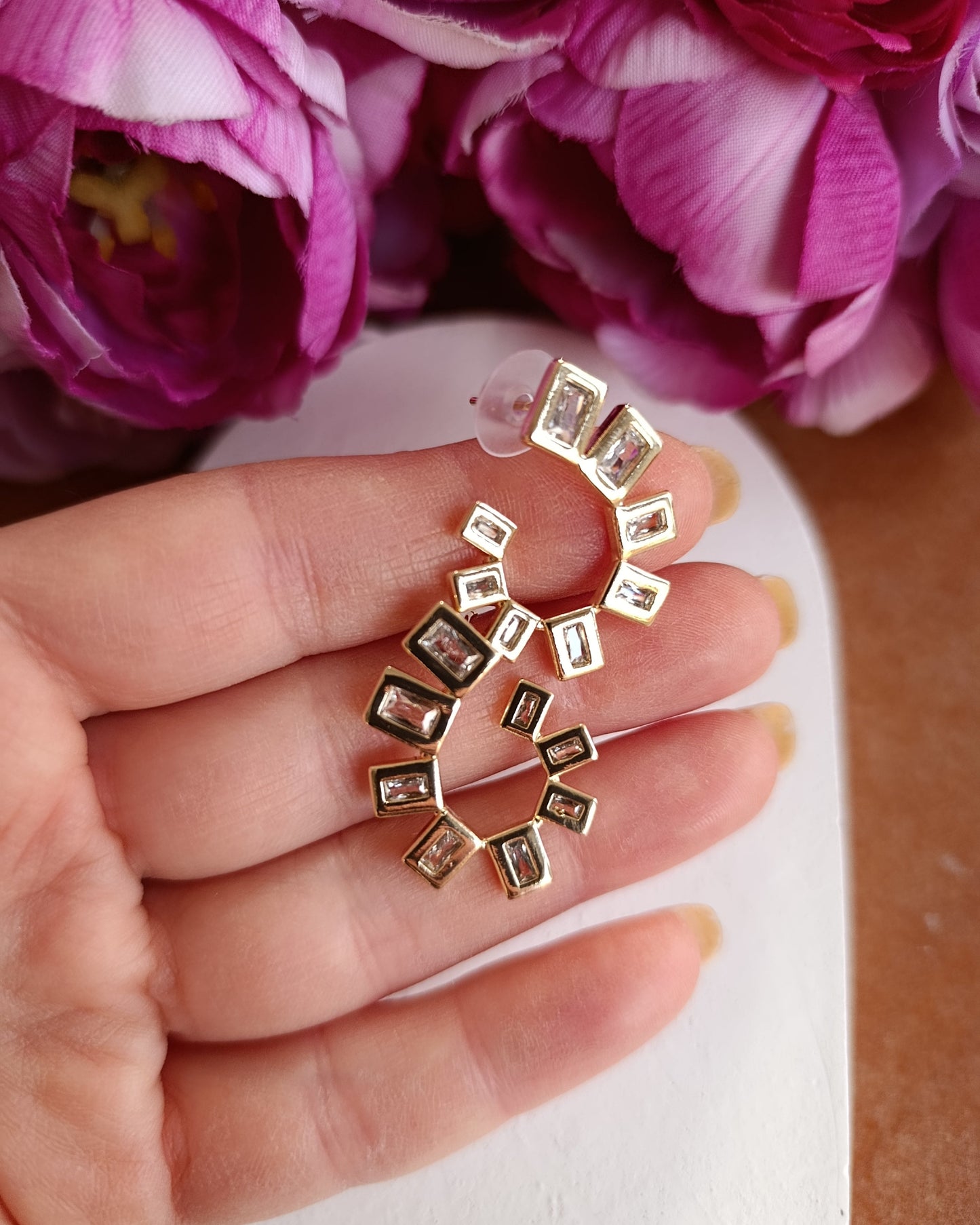 Shadiva Gold Baget Taşlı Küpe