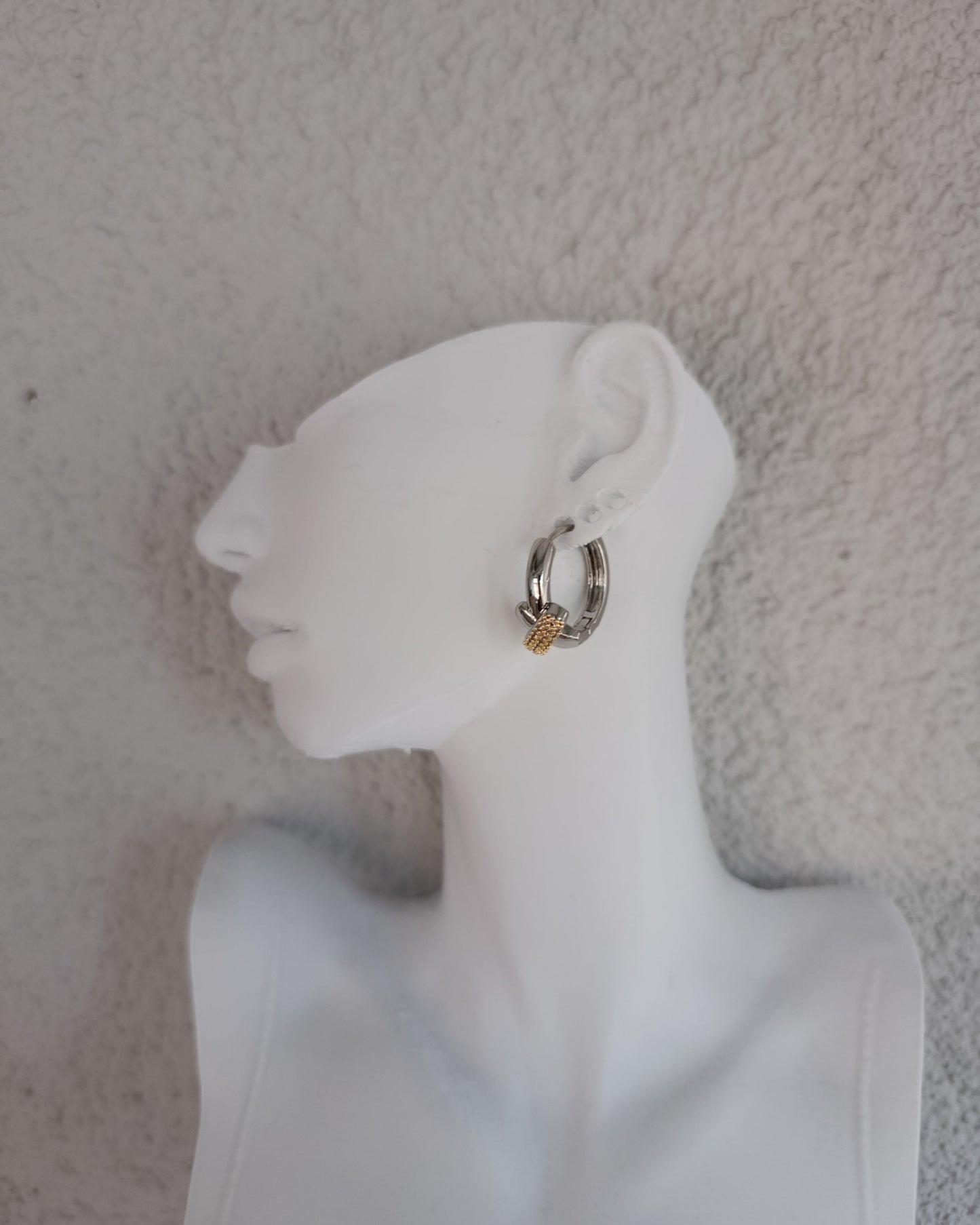 Shadiva Silver Gold Detaylı Halka Küpe
