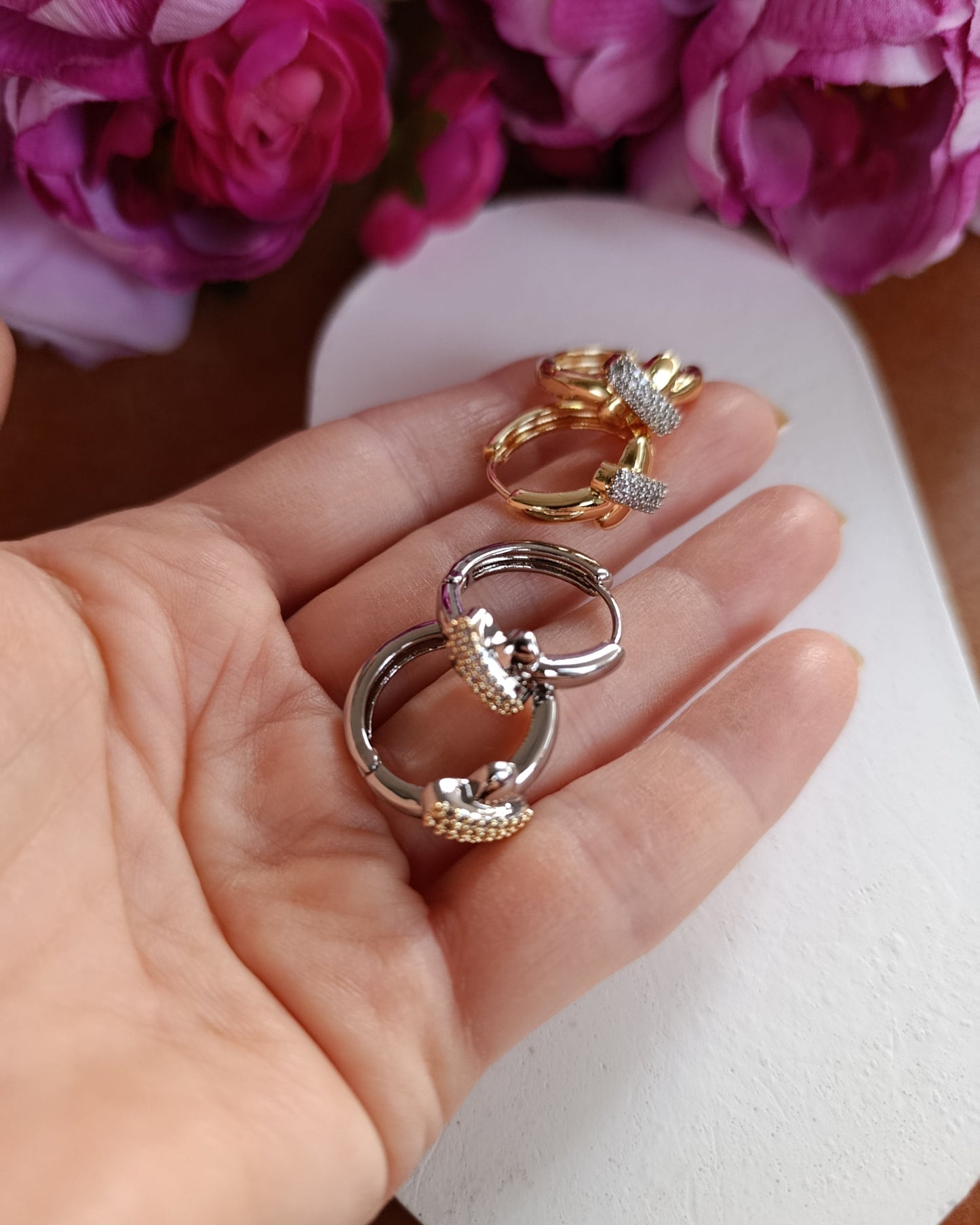 Shadiva Gold Silver Detaylı Halka Küpe