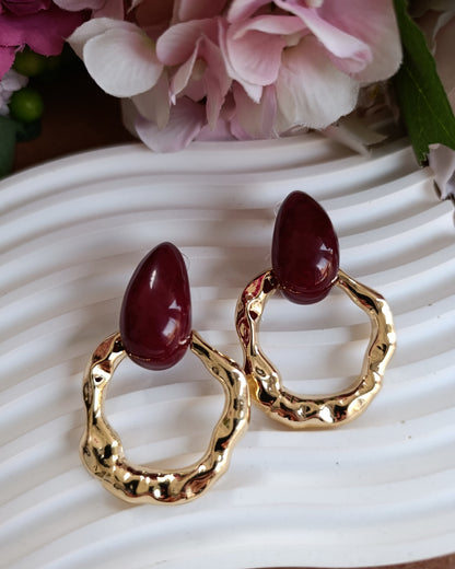 Shadiva Zra Model Bordo Taşlı Gold Küpe