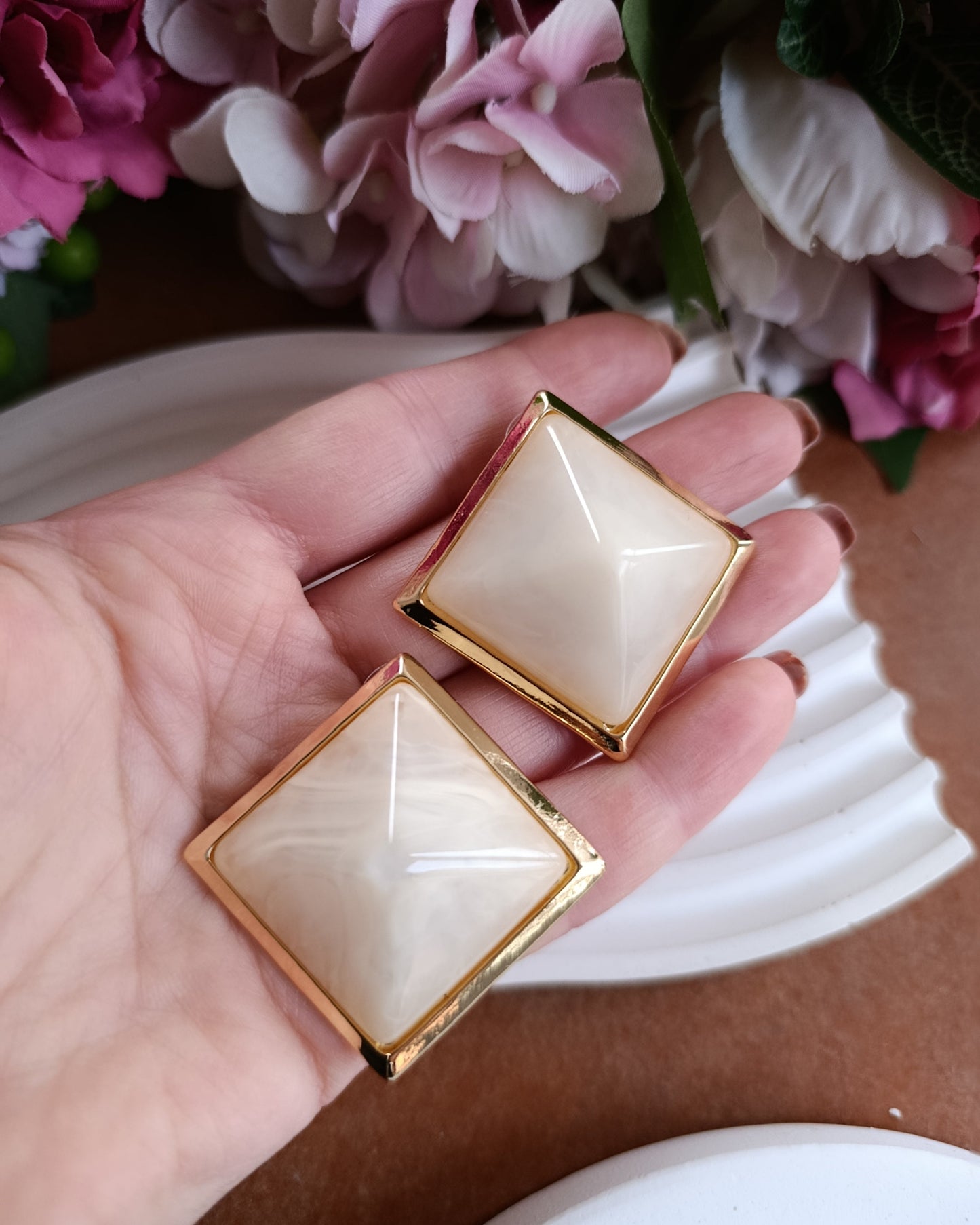 Shadiva Zra Model Sedef Taşlı Küpe