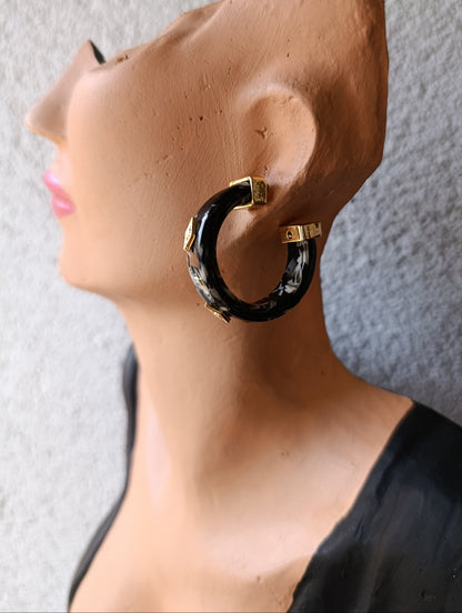 Shadiva Özel Seri Siyah Renk Gold Detay Tasarım  Küpe