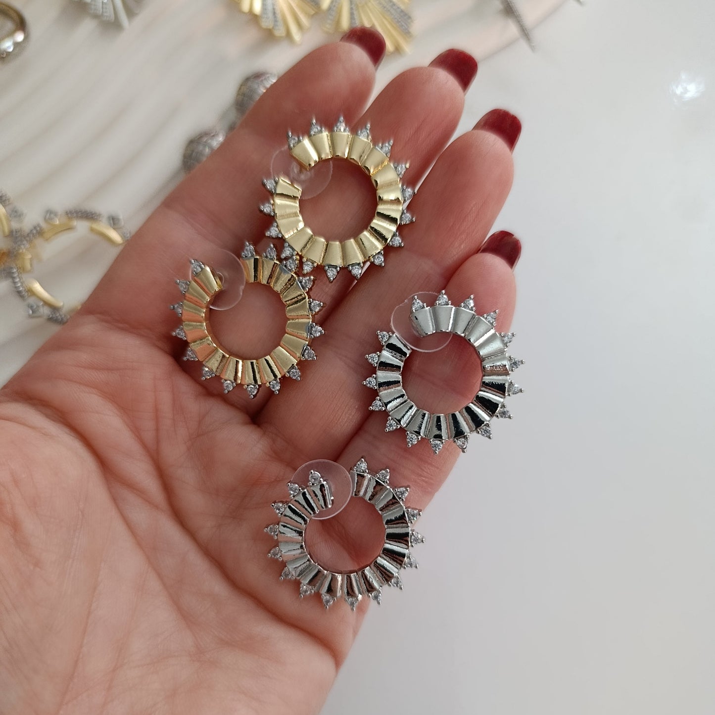 Shadiva Zirkon Taşlı Oval Gold Küpe