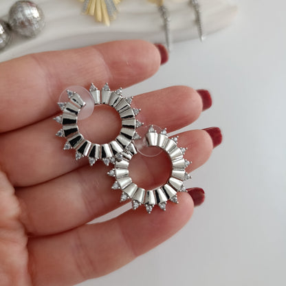 Shadiva Zirkon Taşlı Oval Silver Küpe