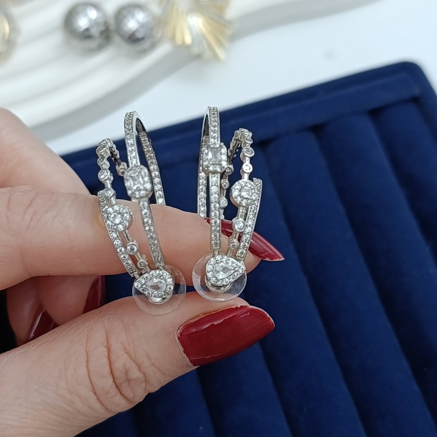 Shadiva Silver Zirkon Taşlı Üçlü Görünüm Büyük Boy Küpe