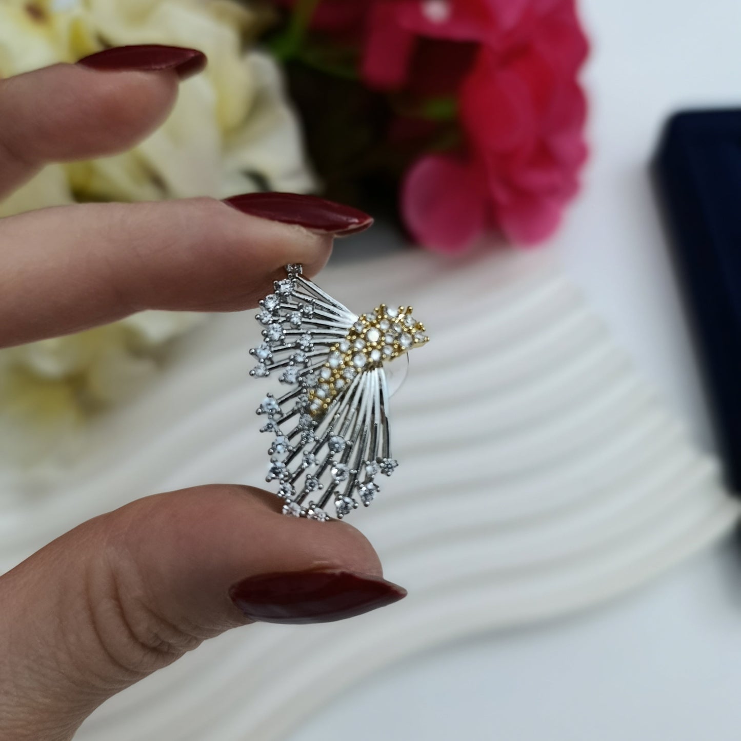 Shadiva Silver Zirkon Taş Detaylı Kanat  Küpe