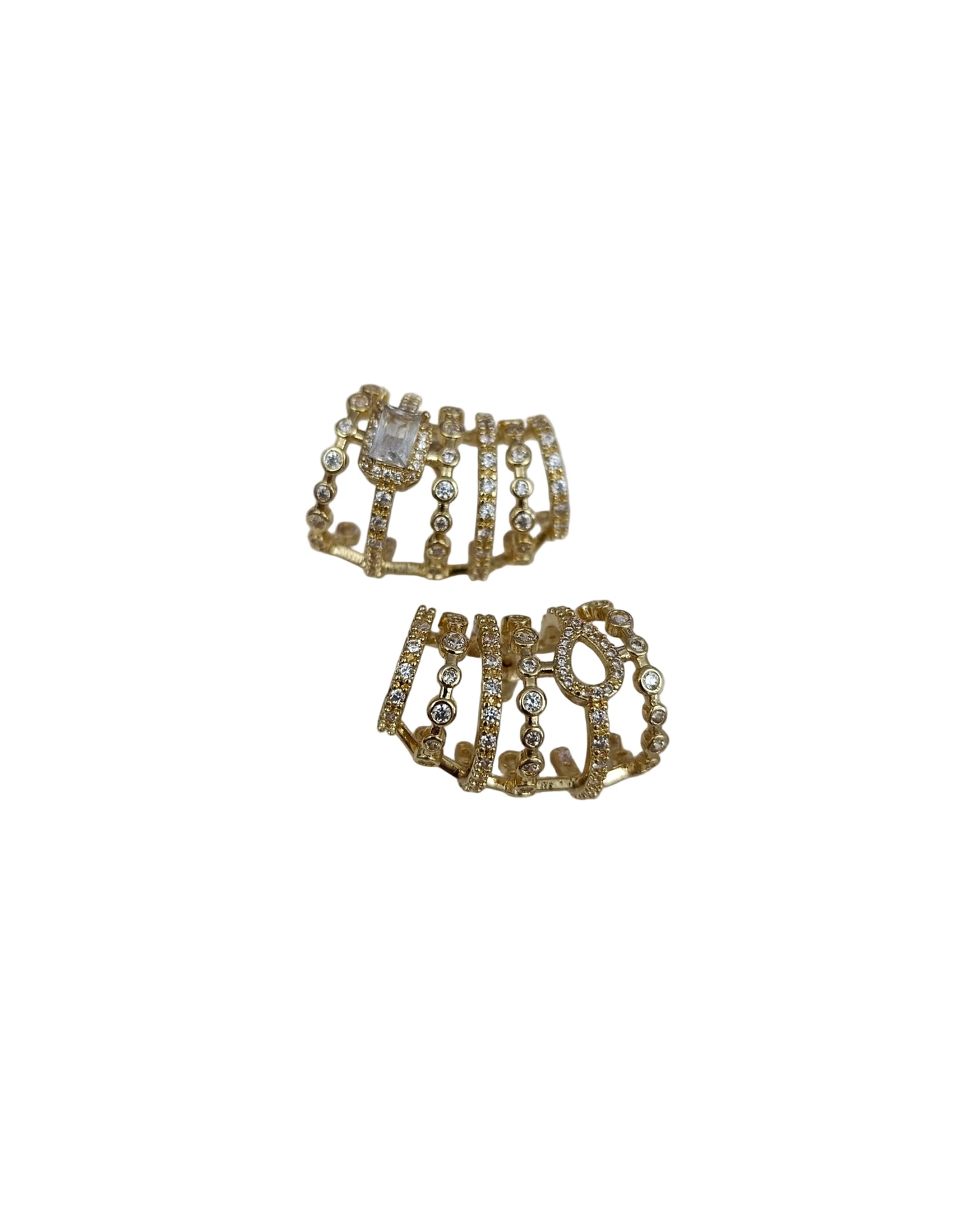 Shadiva Gold Çoklu Görünüm Asimetrik Taşlı Küpe