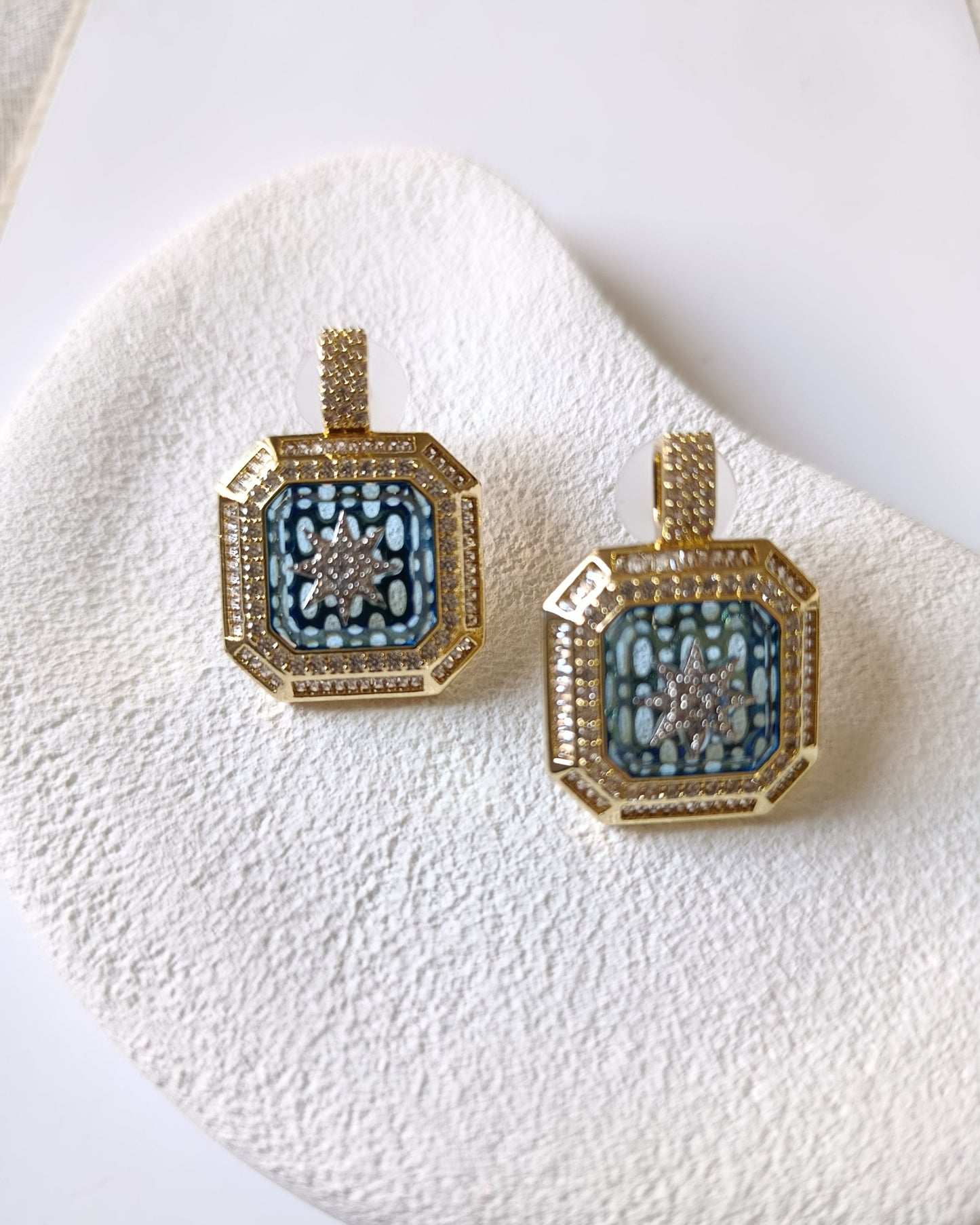 Shadiva Zirkon Taş Gold Mavi Renk Detay Küpe